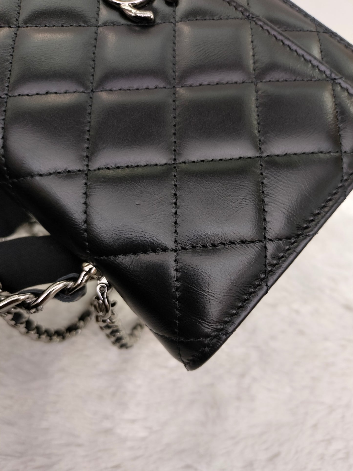 Chanel WOC Top Handle Lamb Black SHW (CHIP)