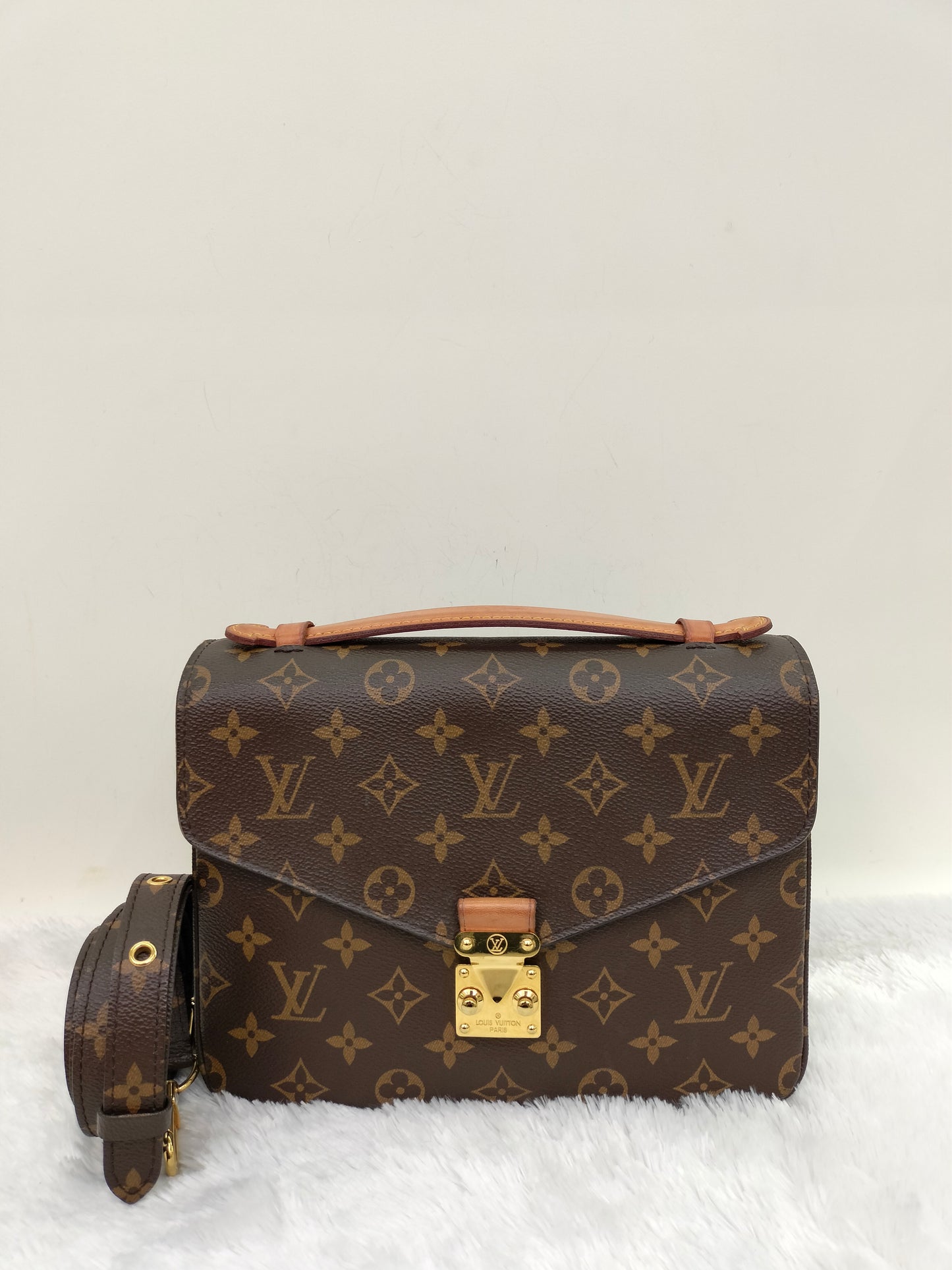 LV Metis Monogram 2019