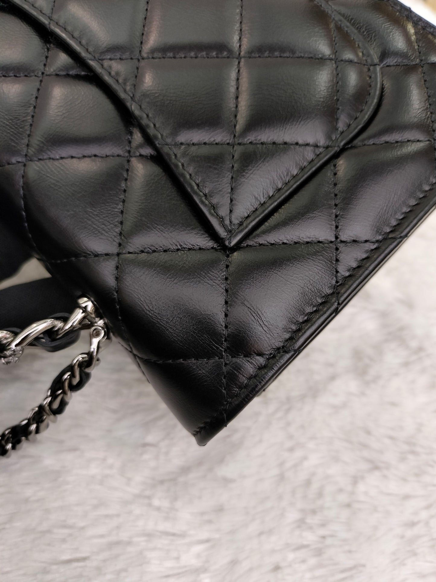 Chanel WOC Top Handle Lamb Black SHW (CHIP)