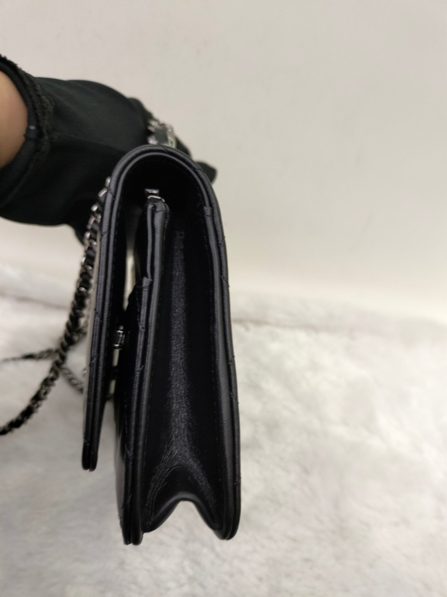 Chanel WOC Top Handle Lamb Black SHW (CHIP)