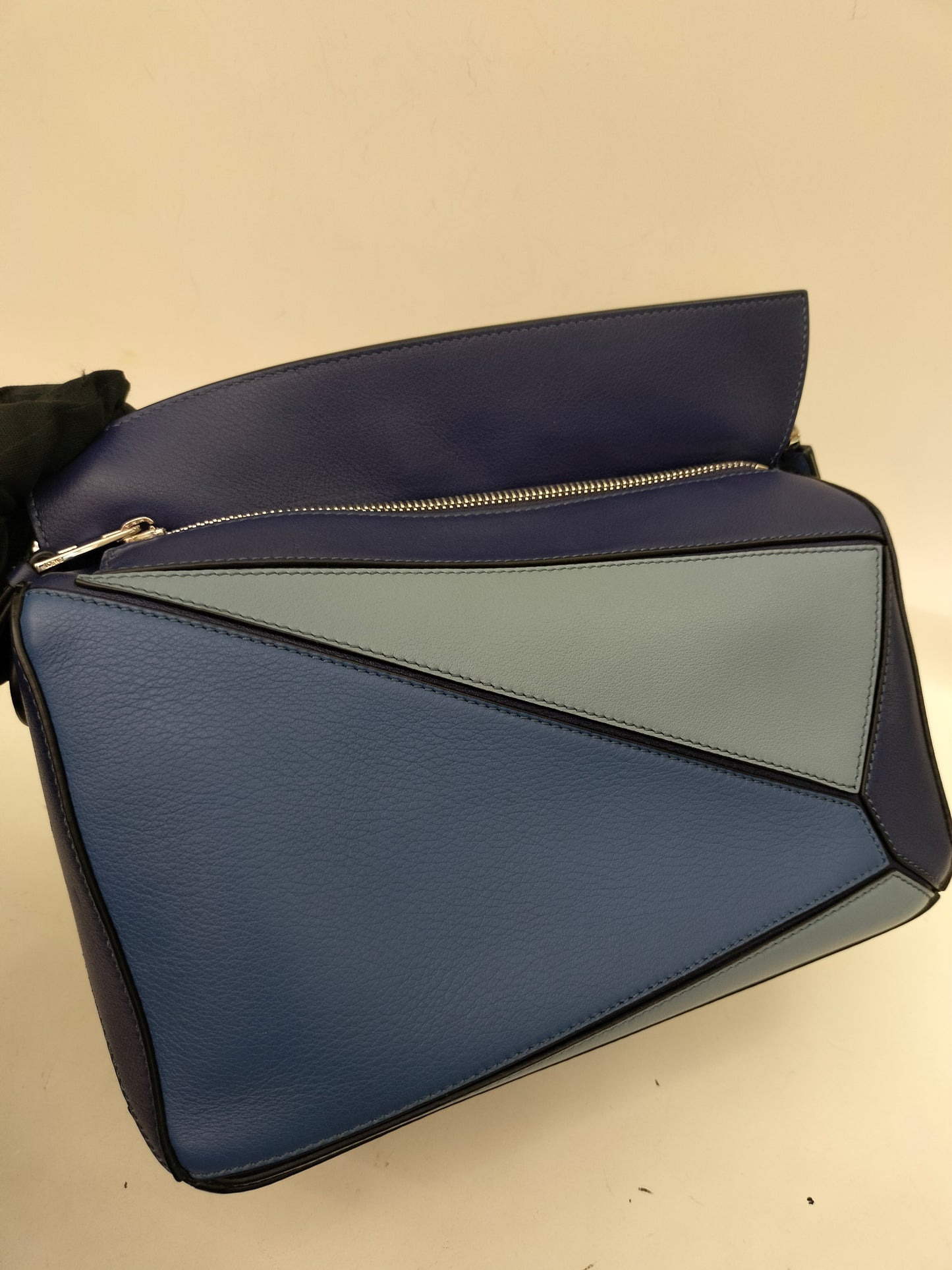 Loewe Puzzle Small 3 colour SHW 2018