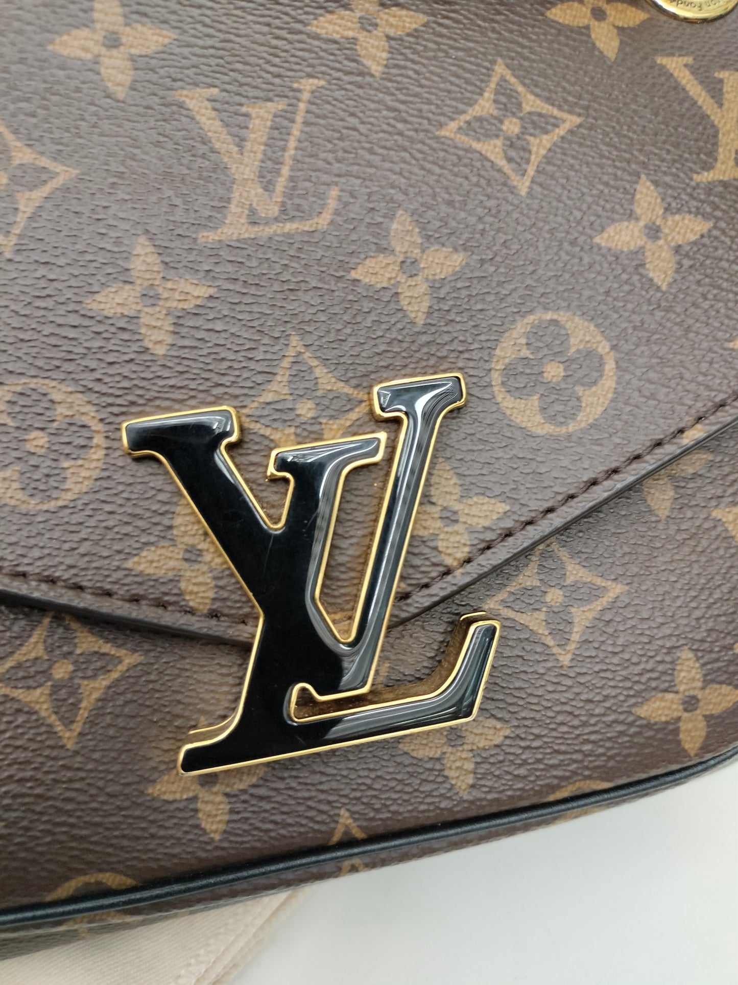 LV Passy NM Monogram 2021 (CHIP)