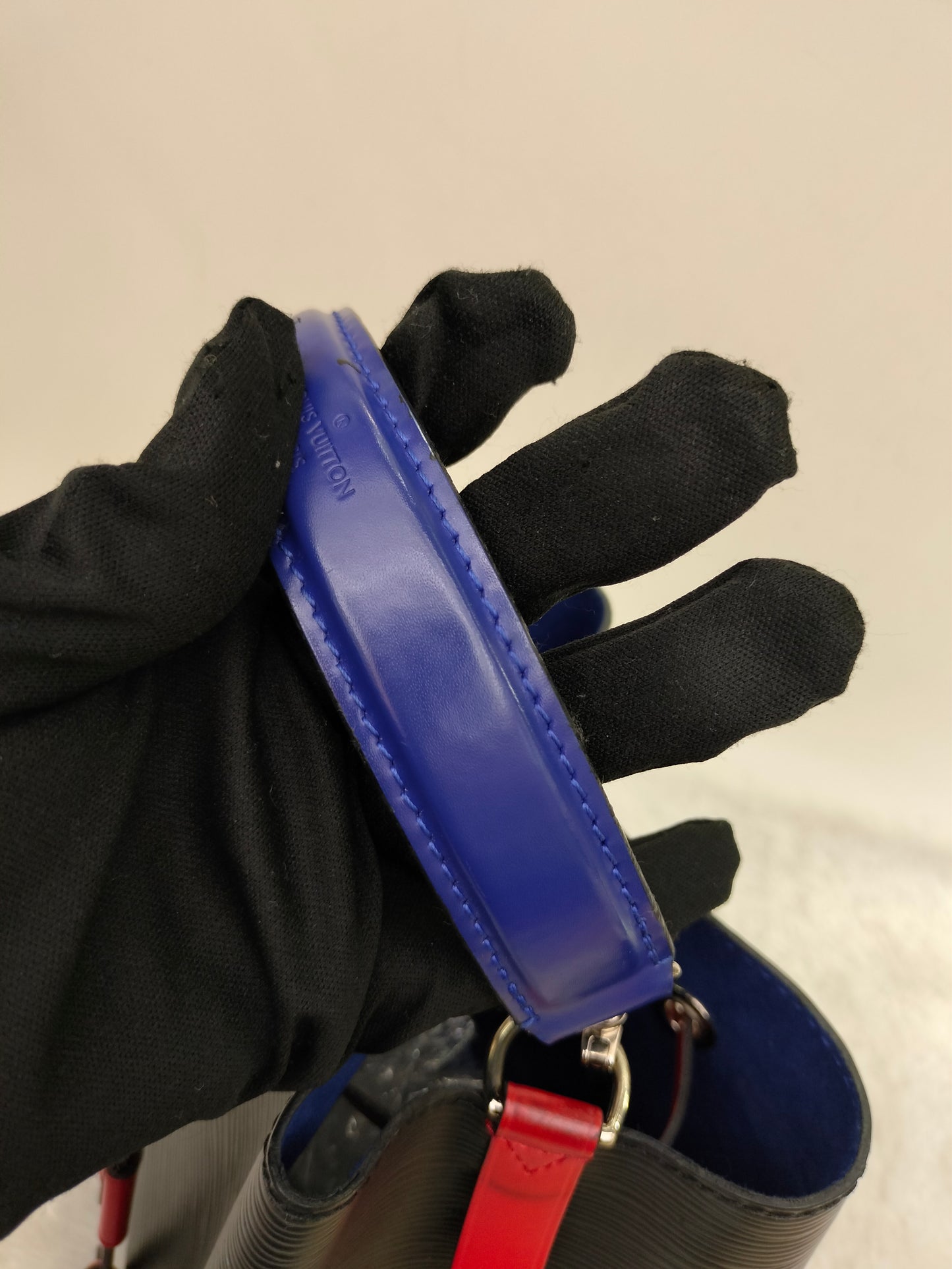 LV Neo Noe BB Epi Black Red Blue Safran 2019