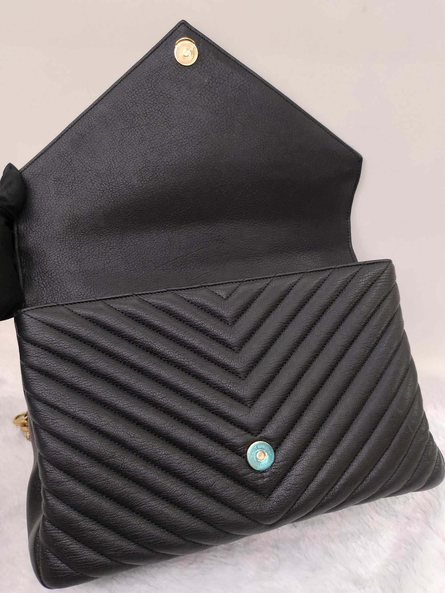 YsL College Large Chevron Black GHW 2020