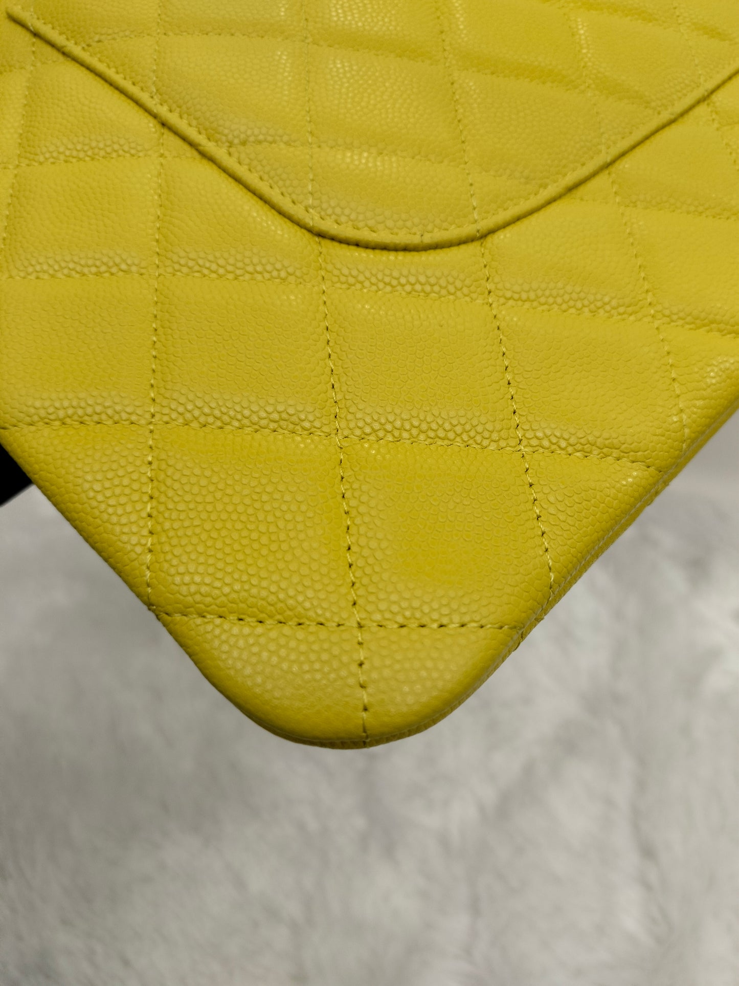 Chanel O'Case Clutch Caviar Yellow LGHW (CHIP)