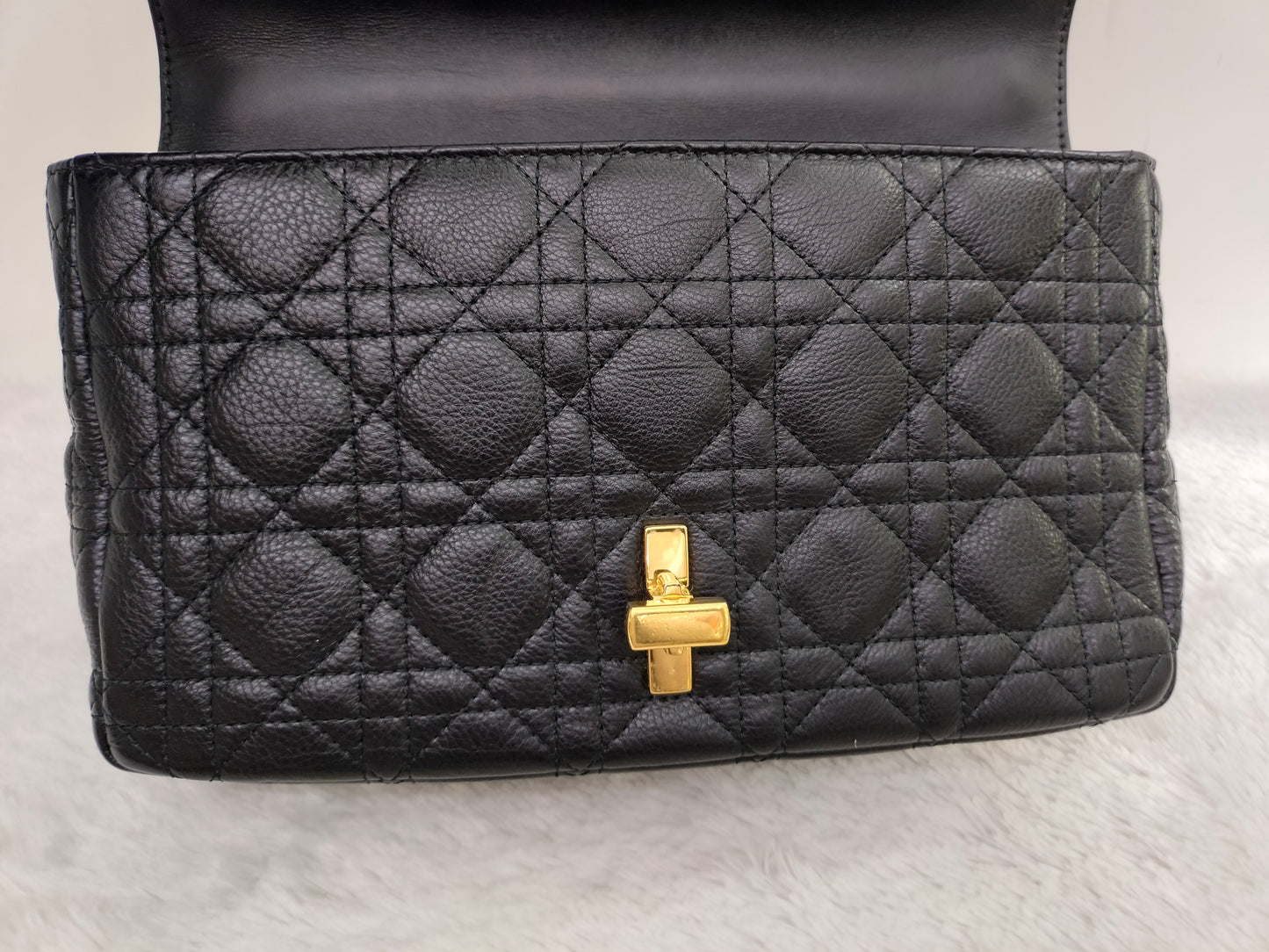 Dior Caro Medium Grained Black GHW 2022