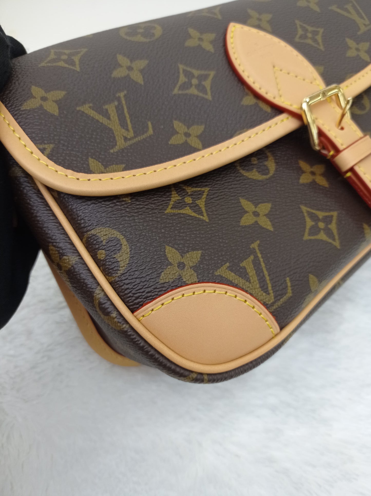 *NEW* LV Diane Monogram Noir 2025 (CHIP)