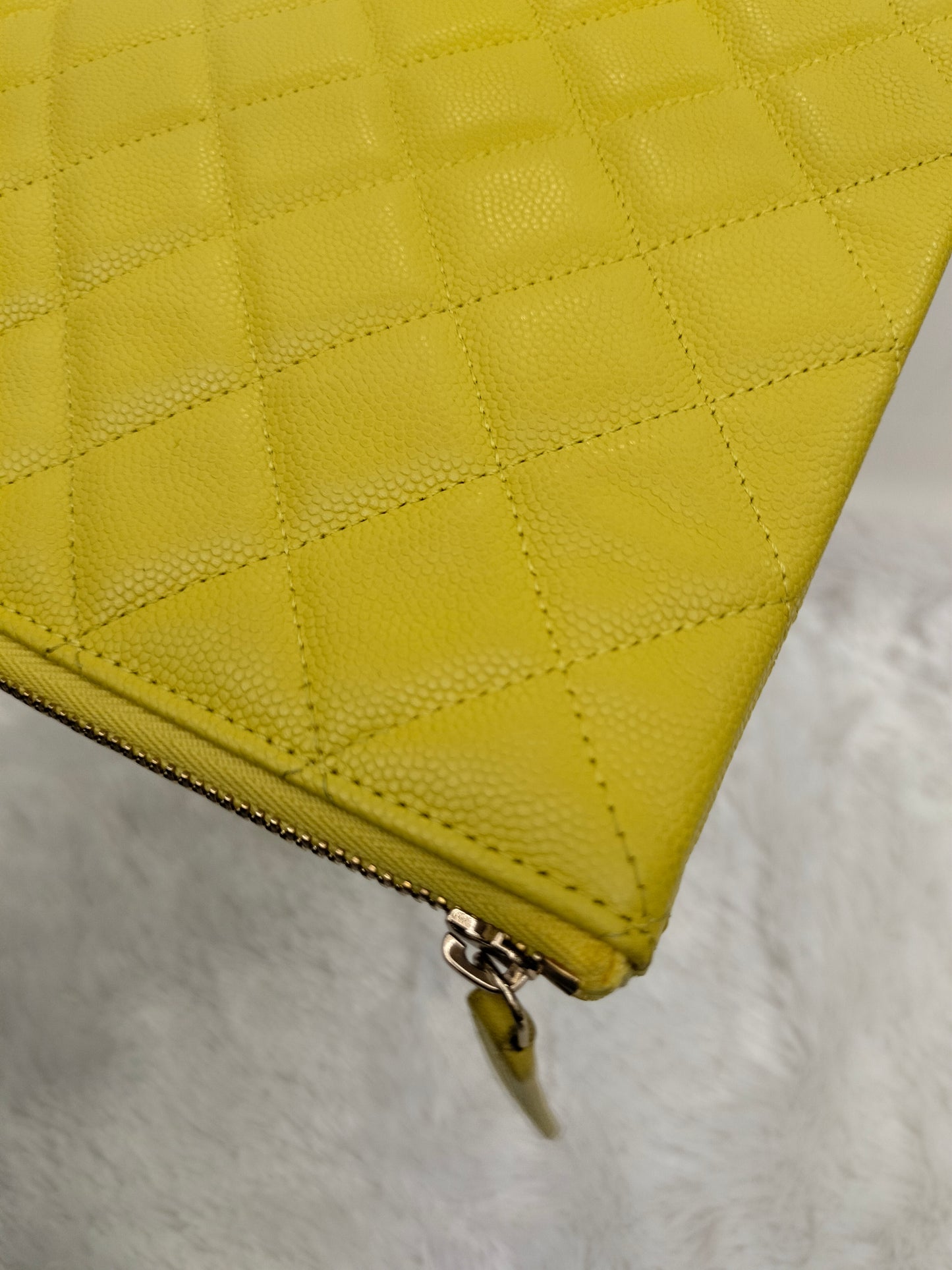 Chanel O'Case Clutch Caviar Yellow LGHW (CHIP)
