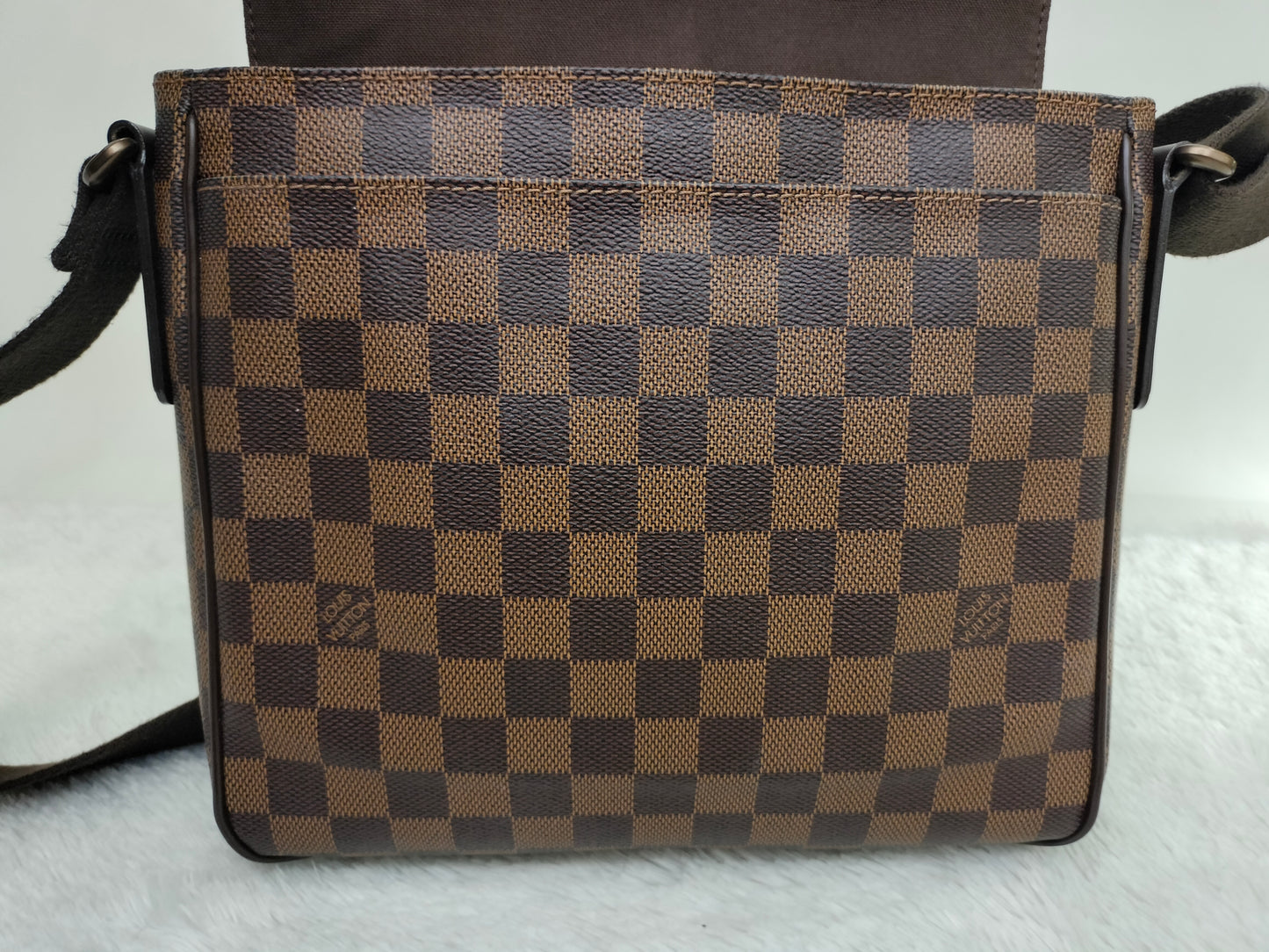 LV District PM Damier