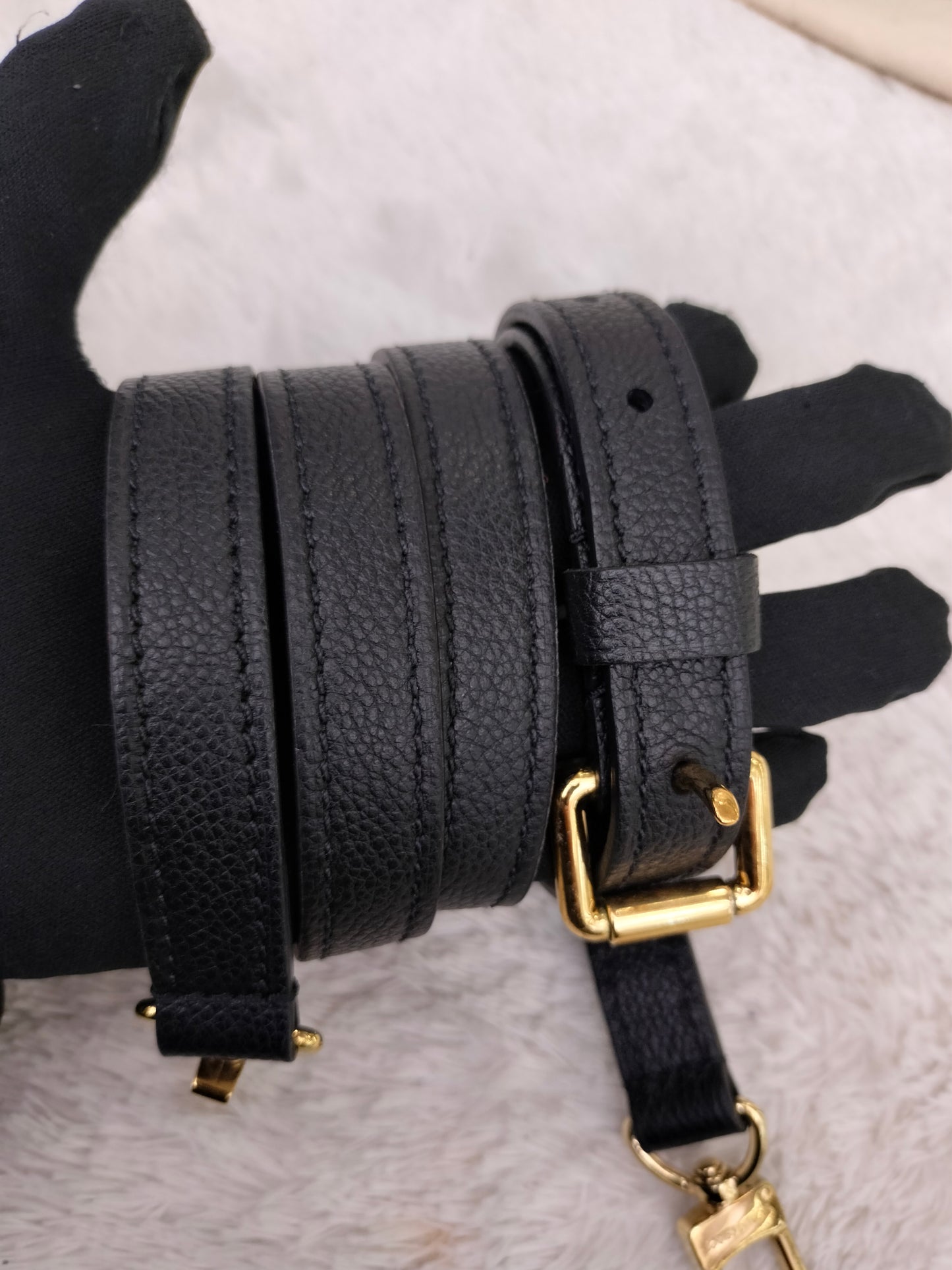 LV Metis Empreinte Noir Creme (CHIP)