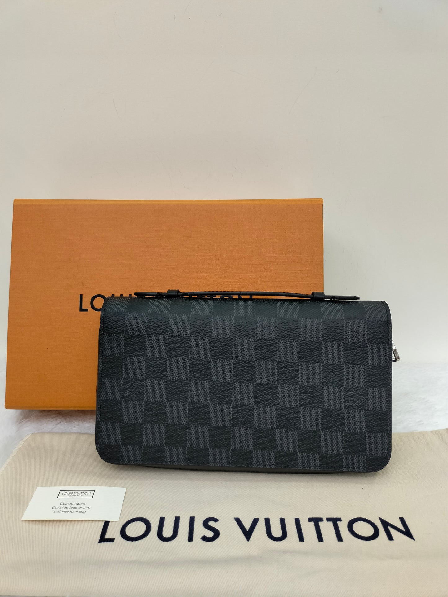LV Zippy XL Travel Wallet Graphite 2017