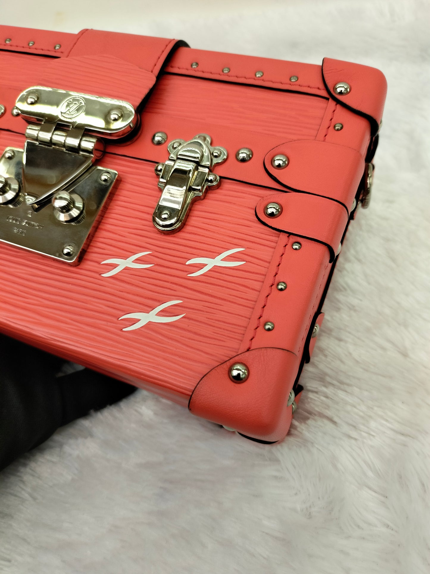 LV Petite Malle Trunk Epi Salmon 2016