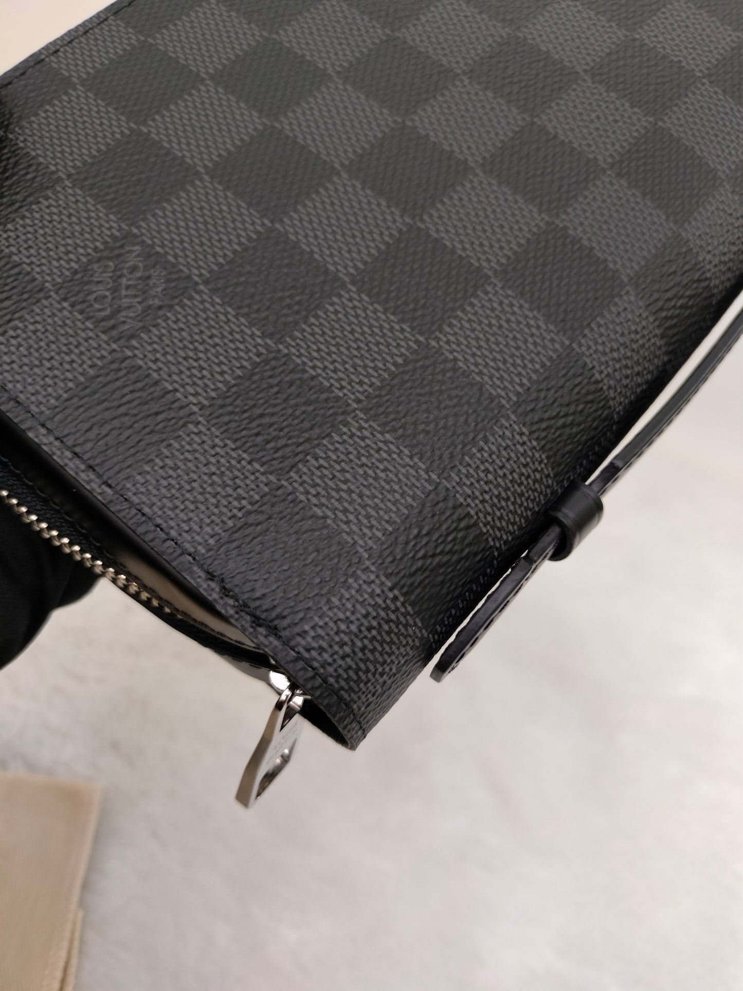 LV Zippy XL Travel Wallet Graphite 2017