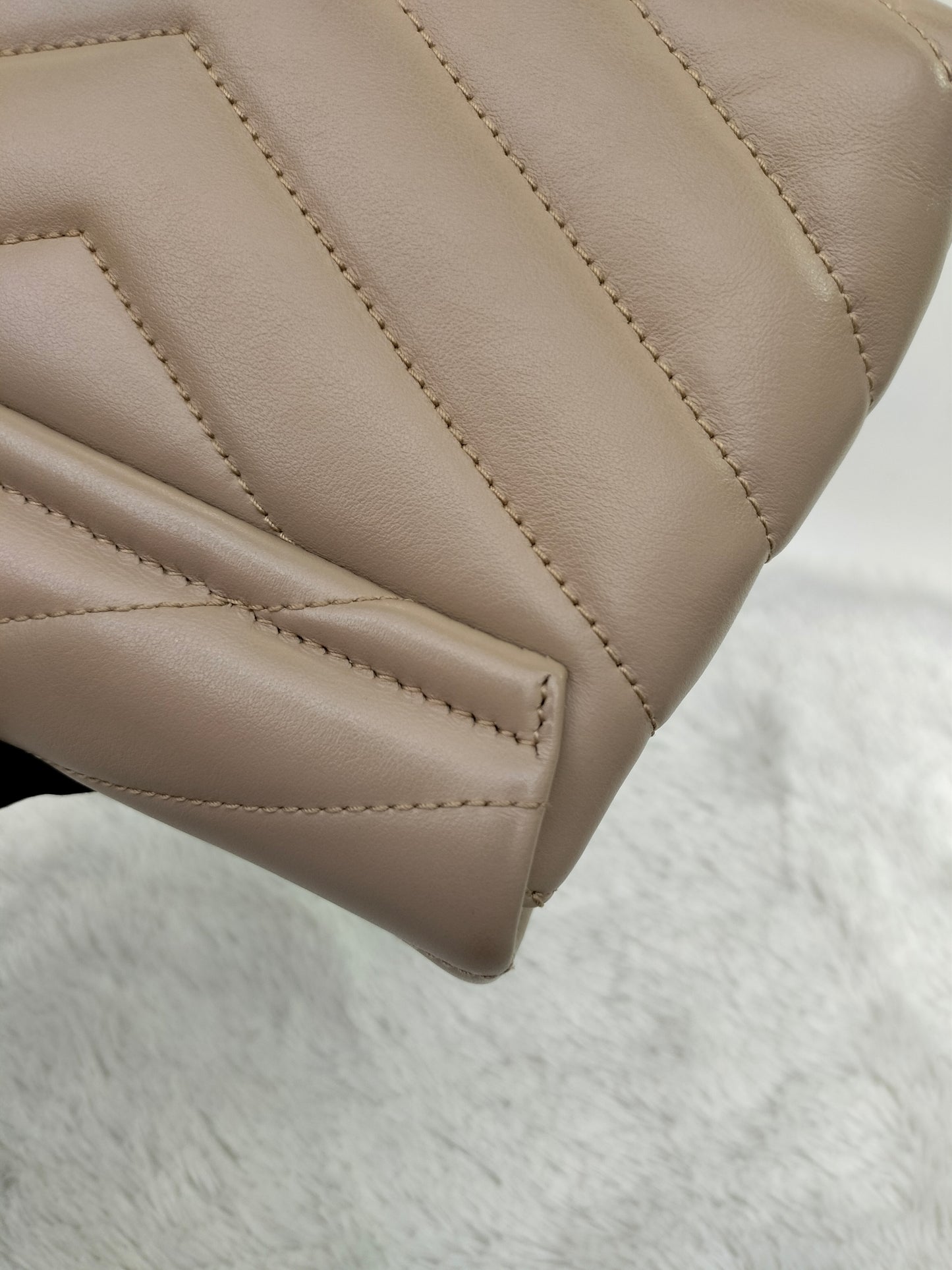 YsL Lou Lou Toy Chevron Beige GHW 2022