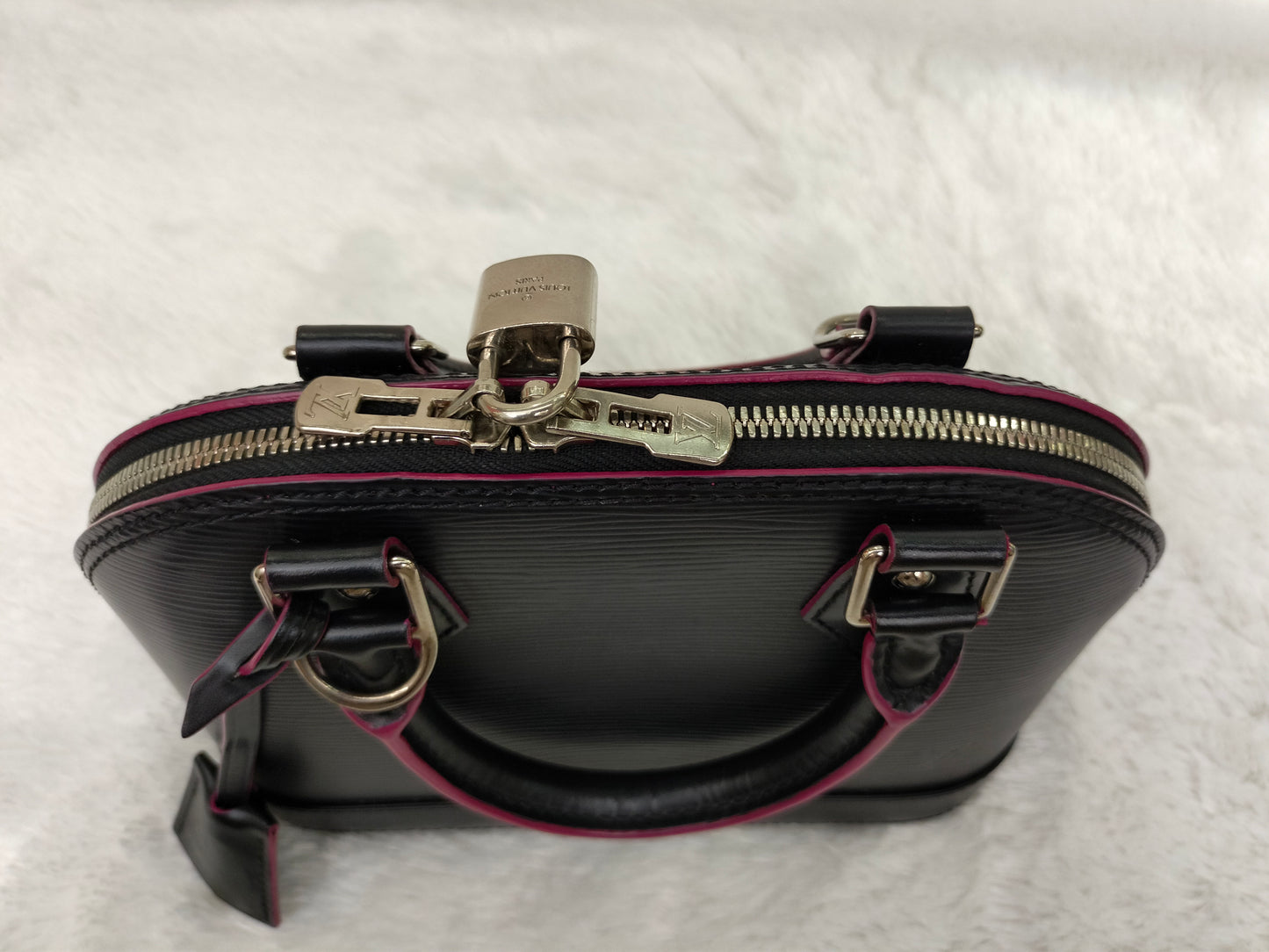 LV Alma BB Epi Black Pink 2017