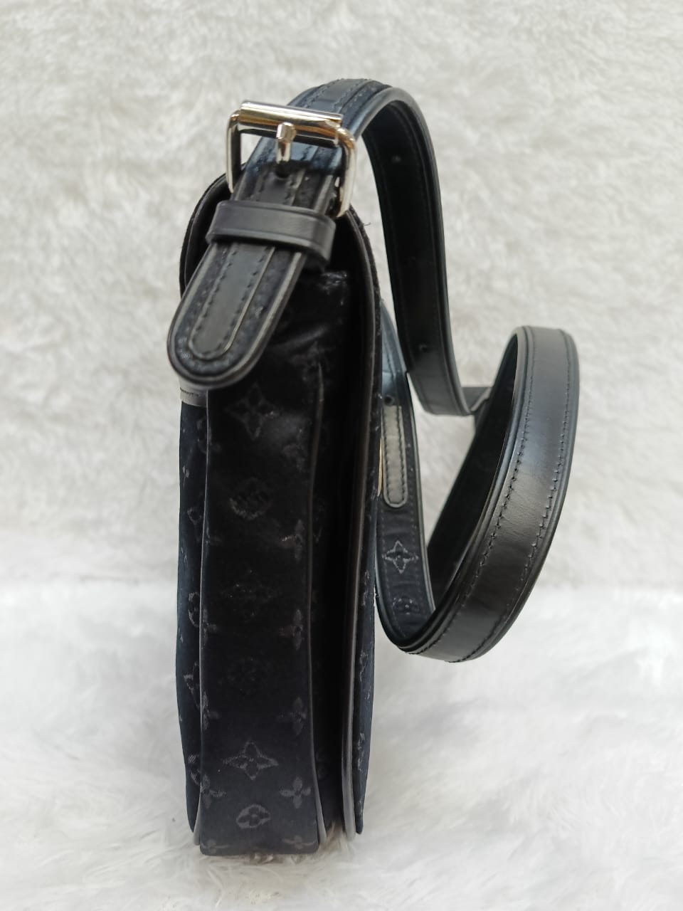 LV Conte de Fees Musette Black Silk Monogram 2002