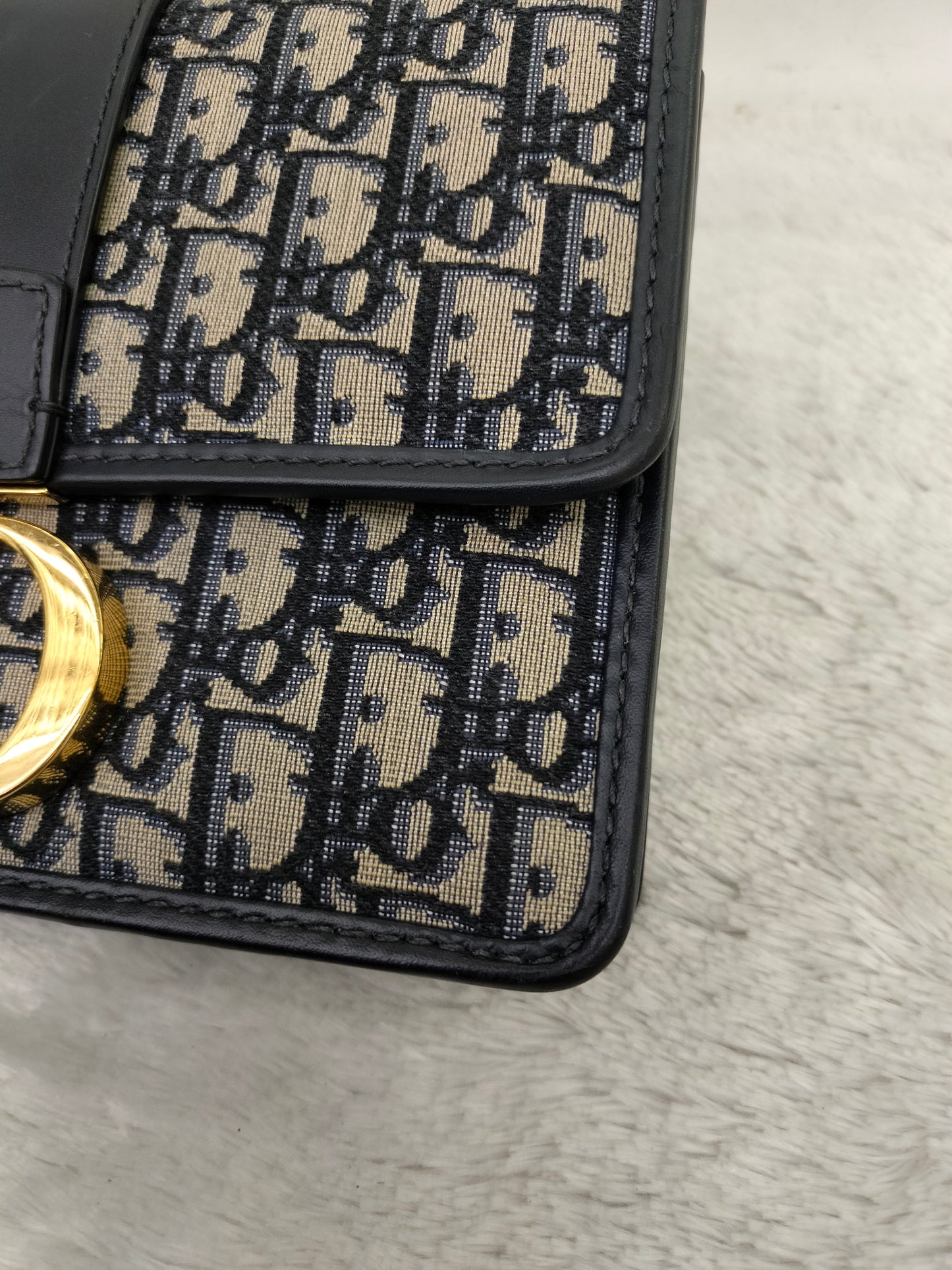 Dior Montaigne 30 Medium Oblique Navy GHW 2022