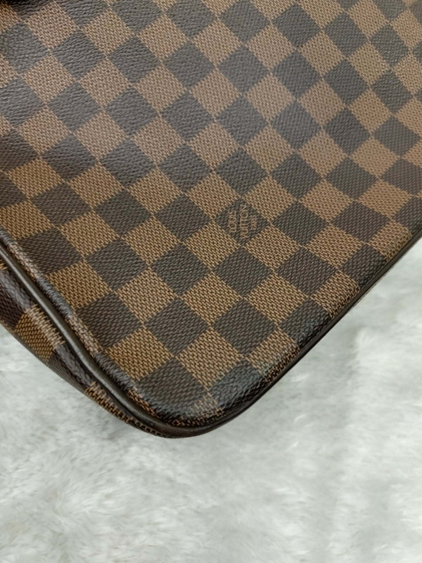 LV Shelton MM Damier 2012