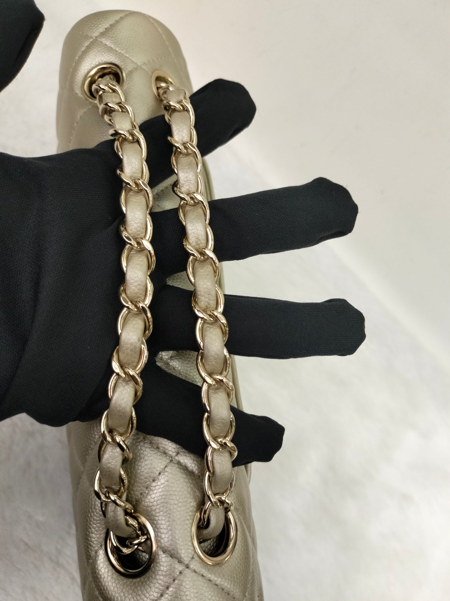 Chanel Medium Caviar Champagne GHW DF #23