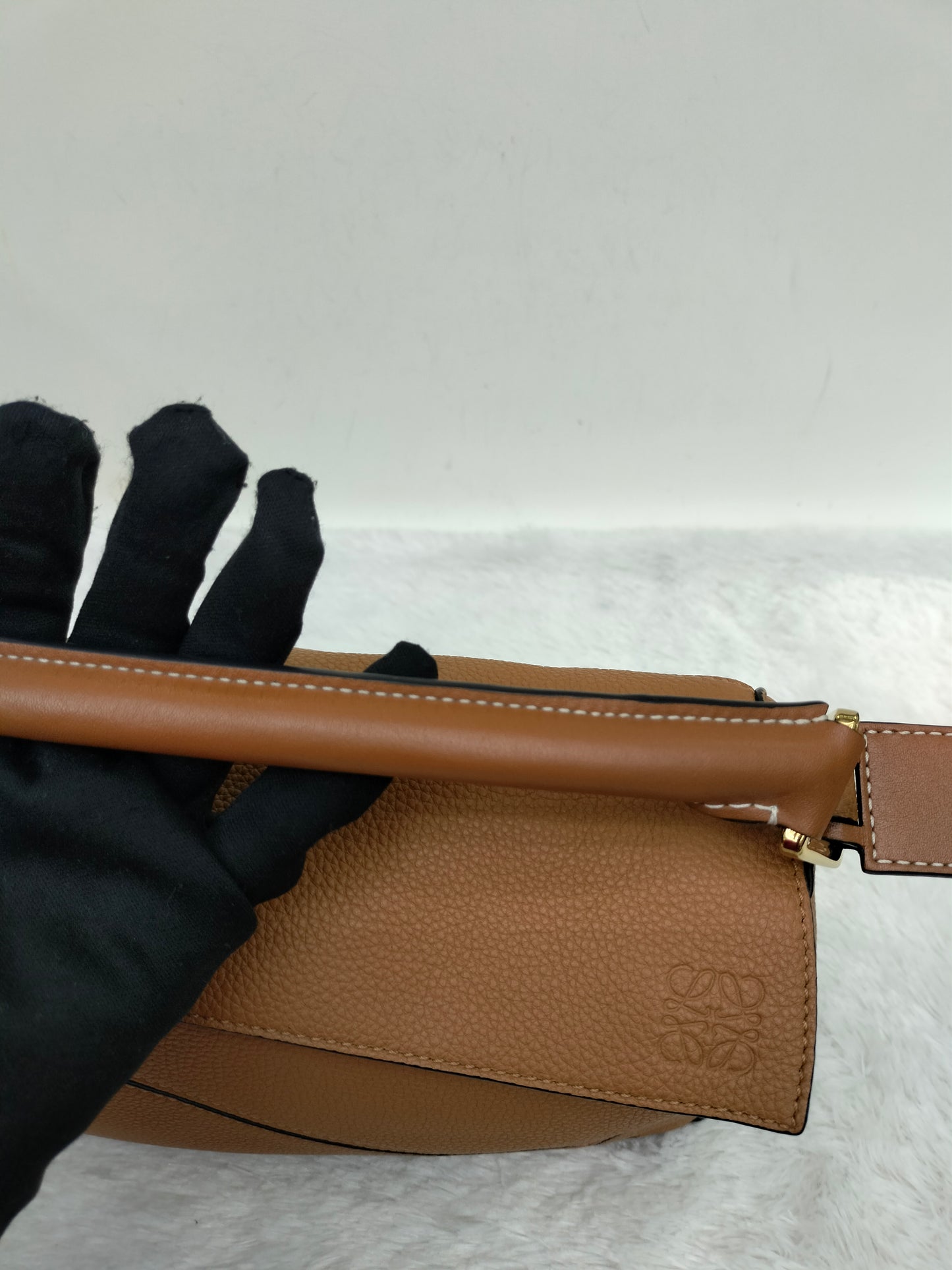 Loewe Puzzle Small Grained Caramel GHW 2020