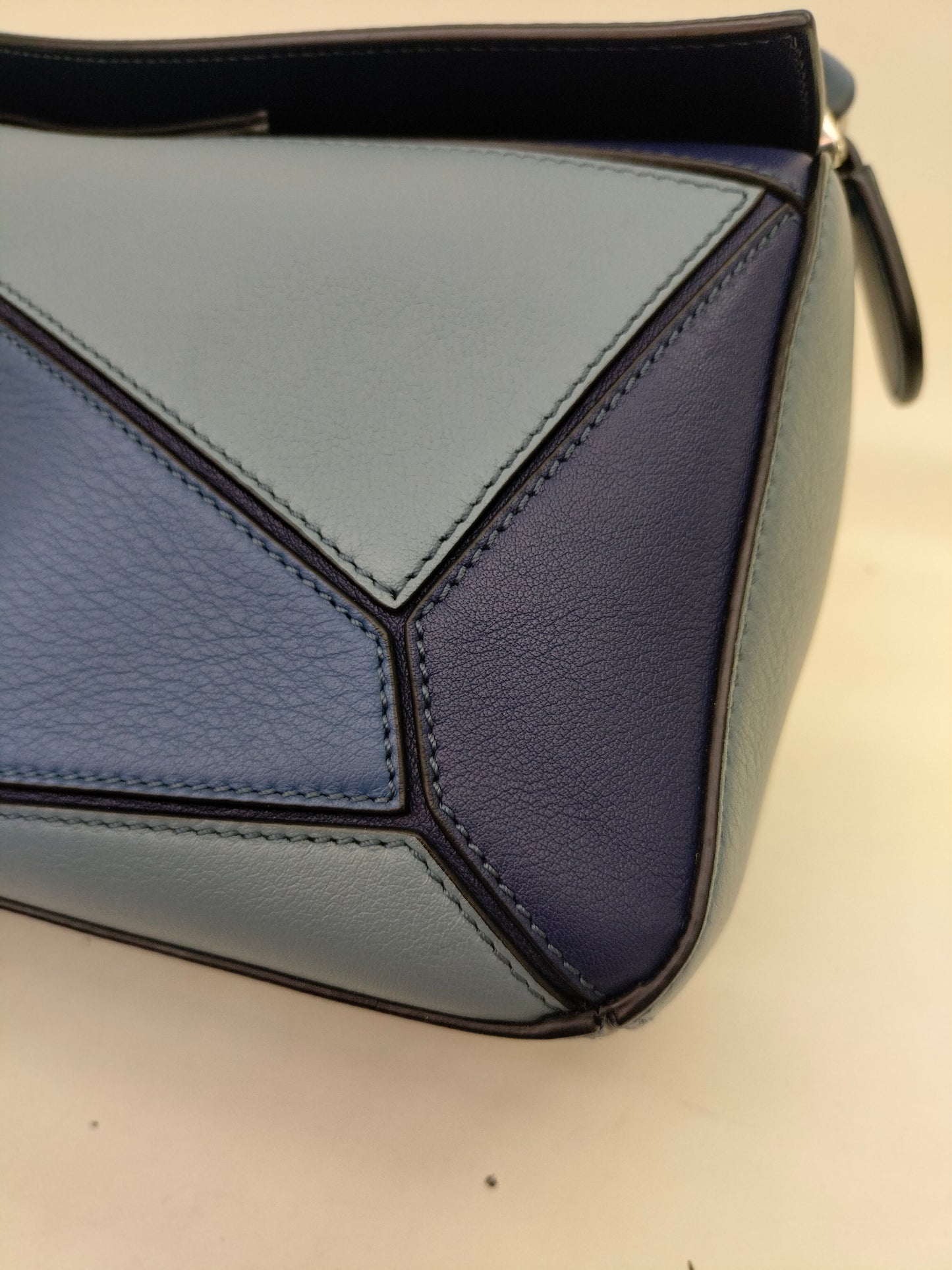 Loewe Puzzle Small 3 colour SHW 2018