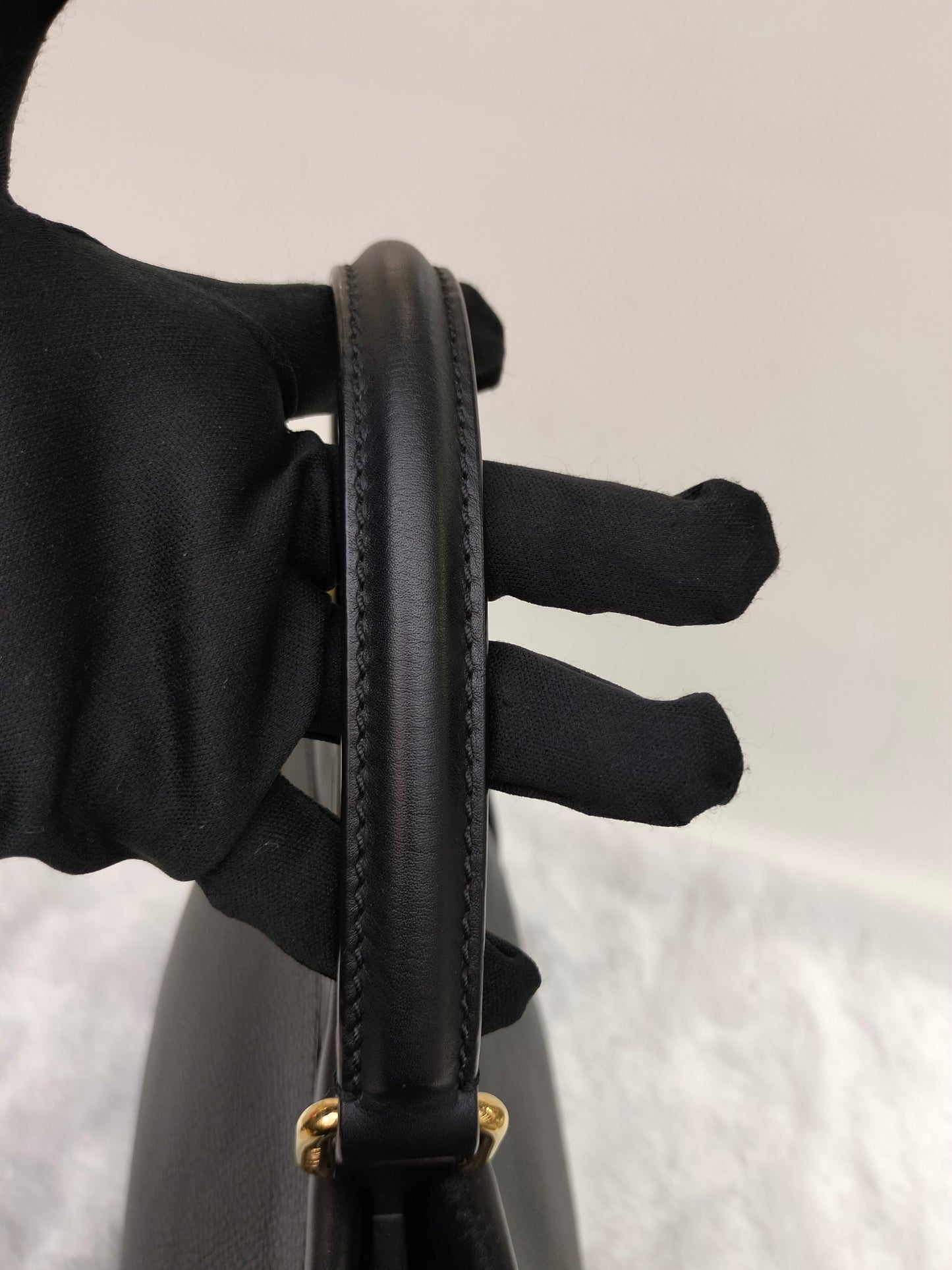 Fendi Peekaboo Reguler Black GHW