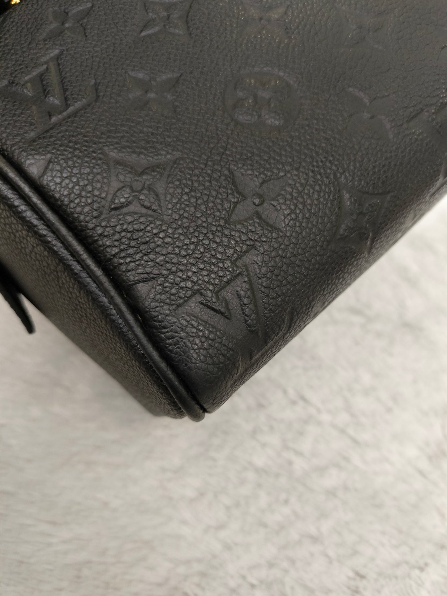 LV Bandou 20 Empreinte Noir 2016