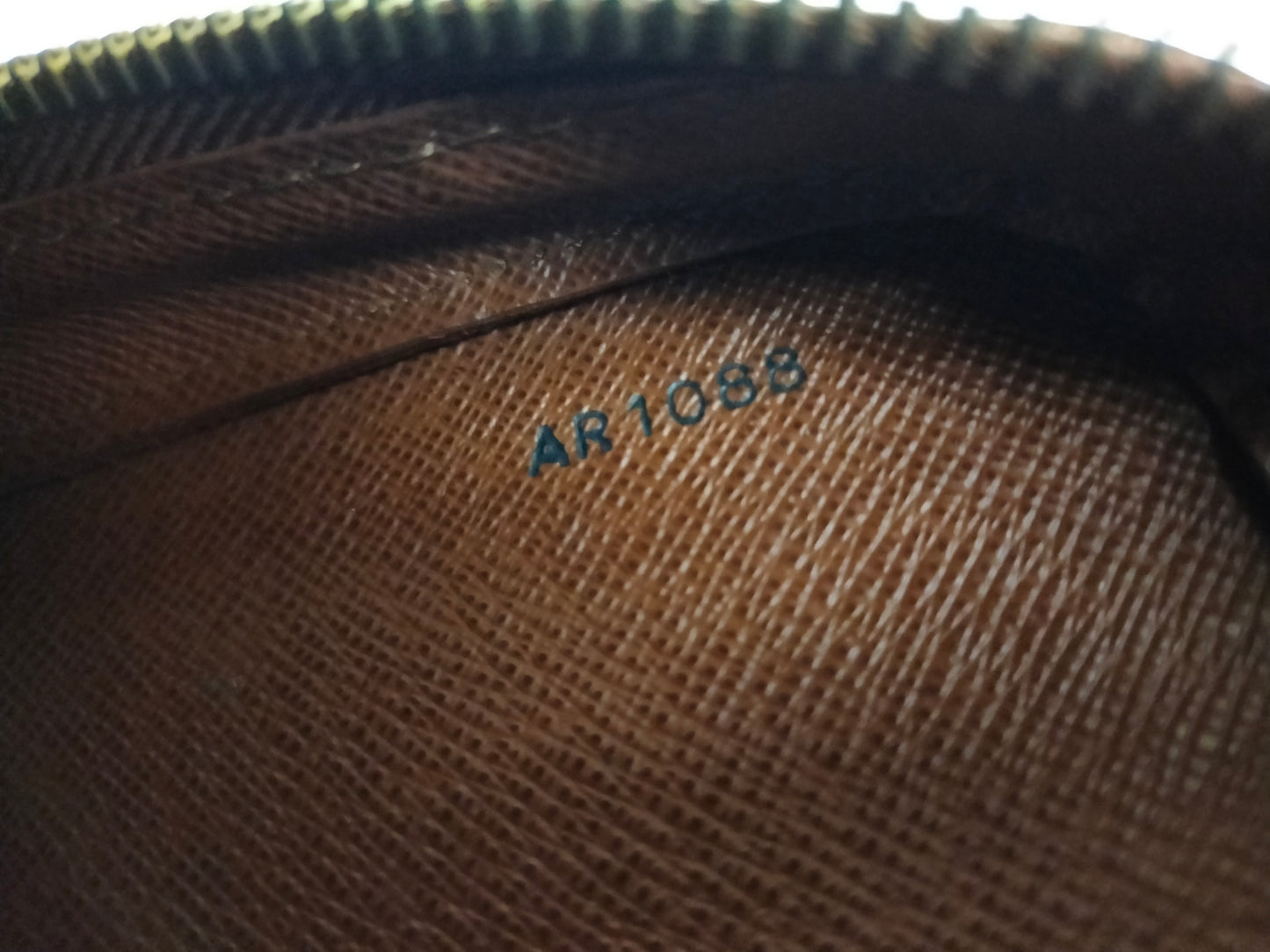 LV Orsay Monogram 2008