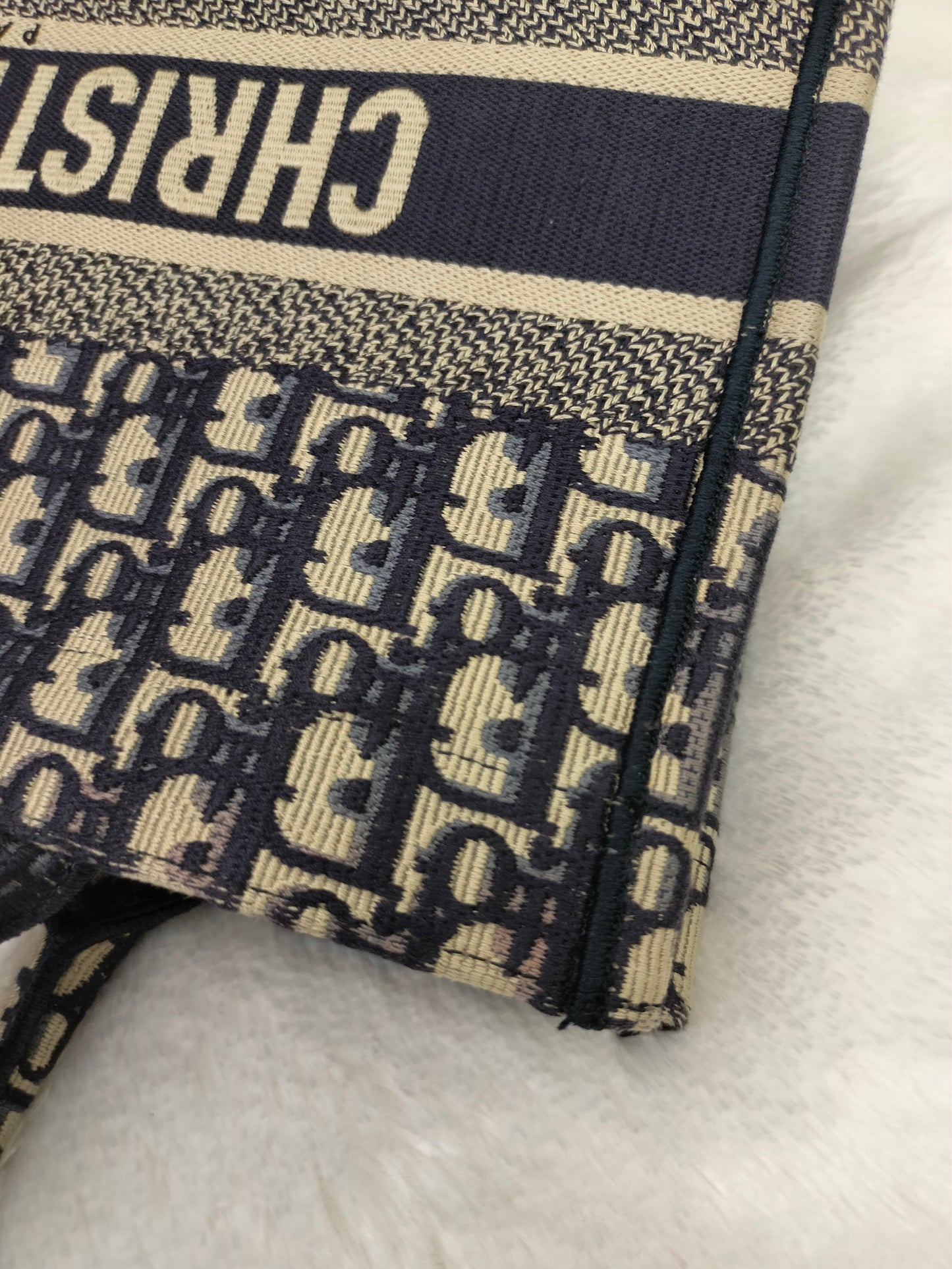 Dior Tote Book Medium Oblique Navy 2019