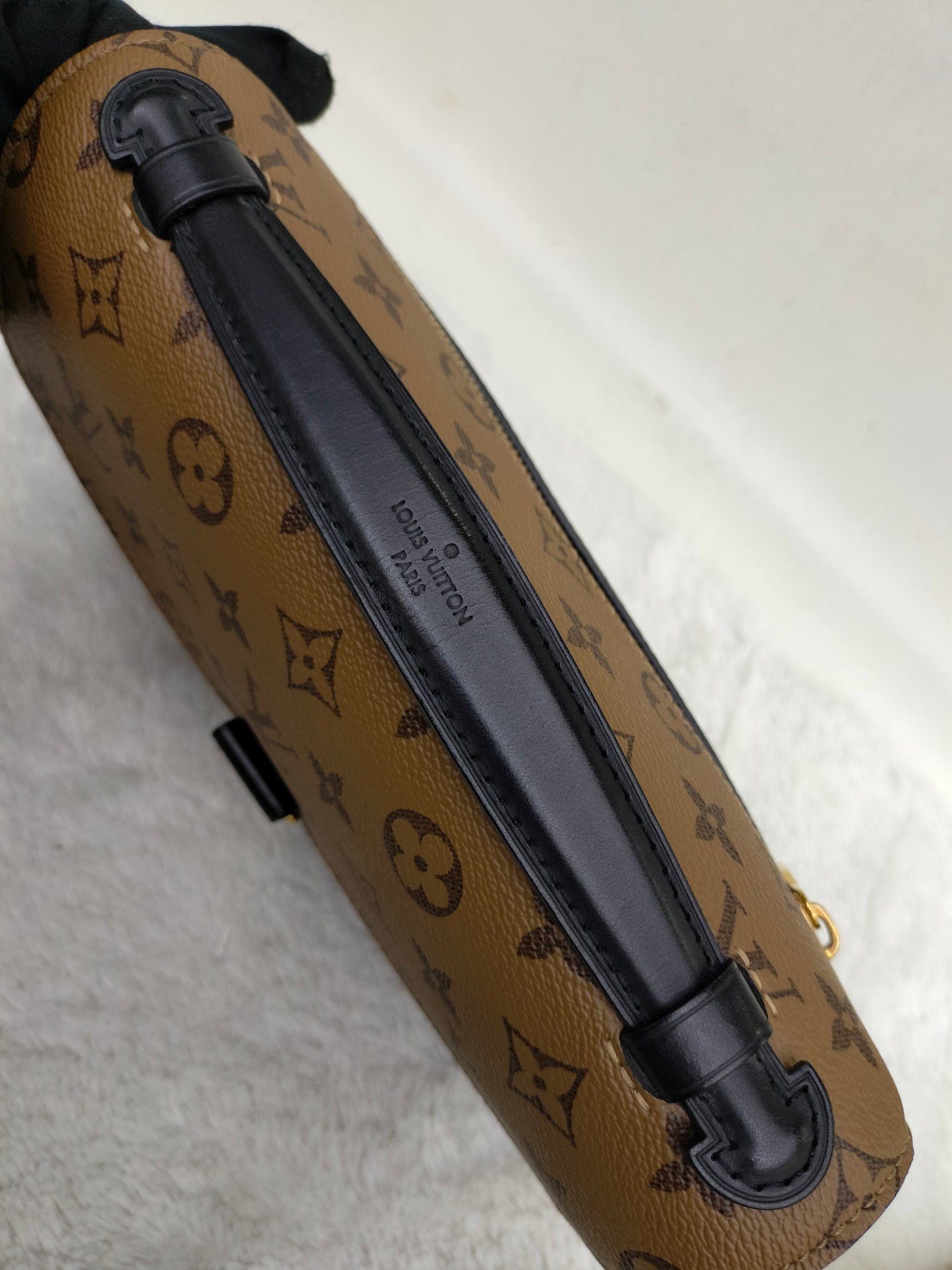 LV Metis Reverse (CHIP)