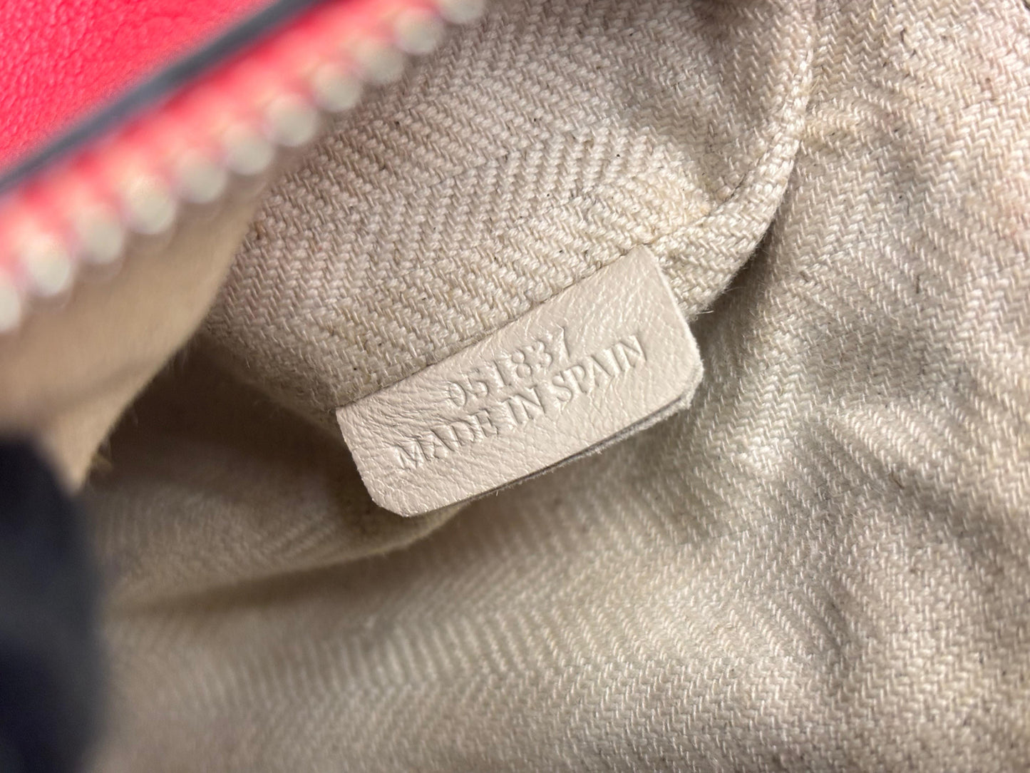 Loewe Puzzle Mini Red SHW 2018