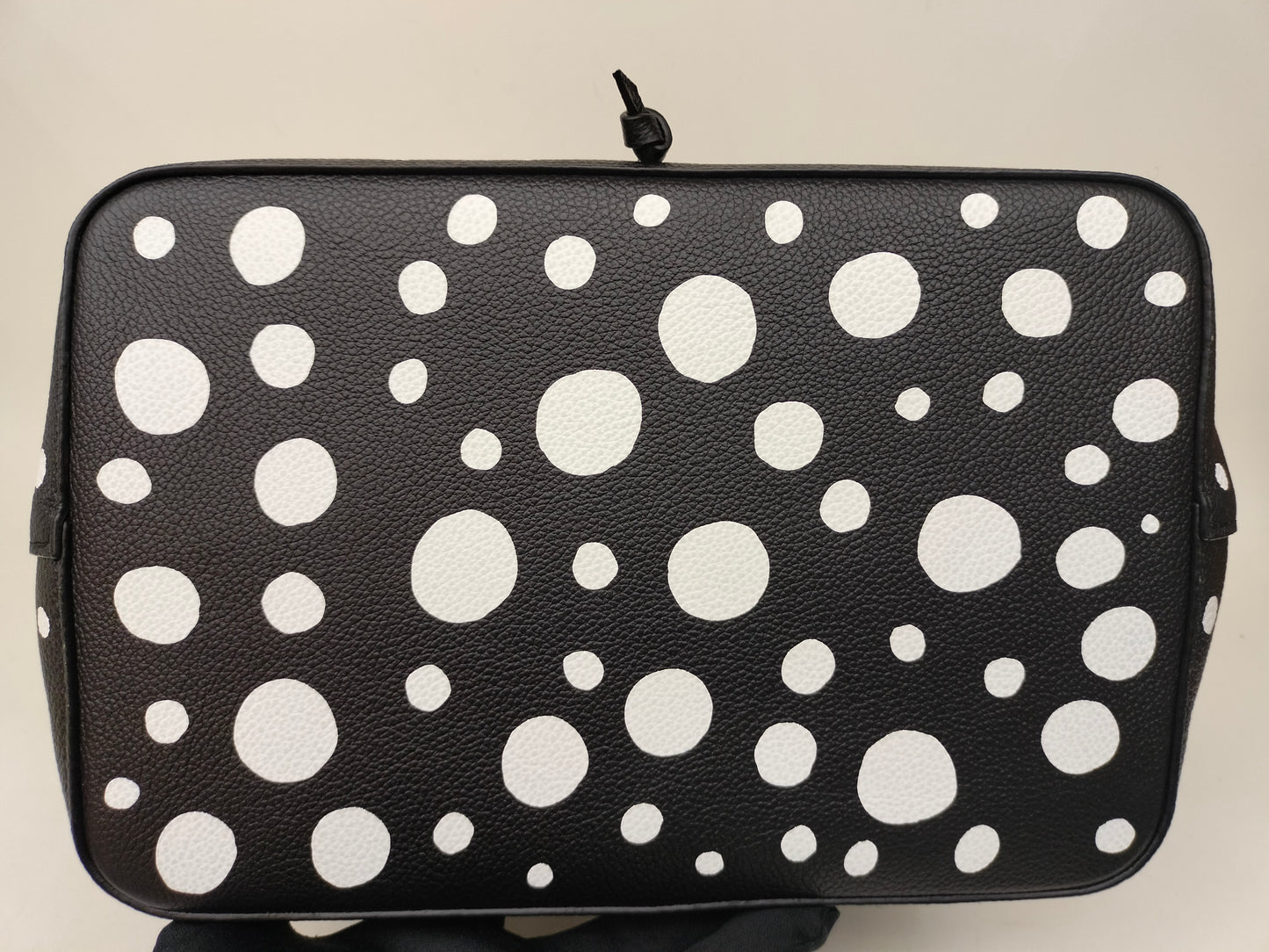 *NEW* LV Neo Noe X Yayoi Kusama Infinity Polkadot Black White (CHIP)