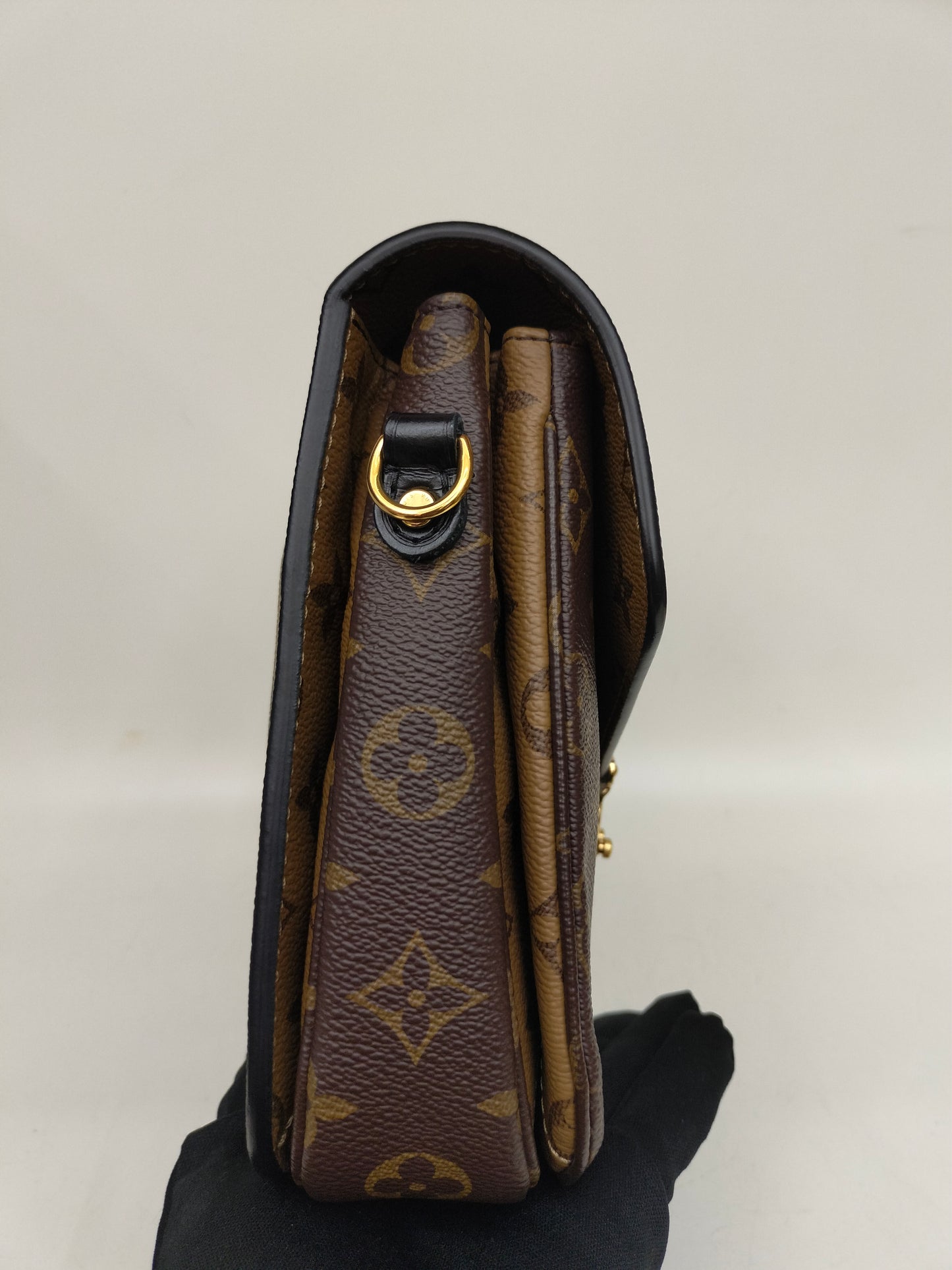 LV Metis Reverse 2020