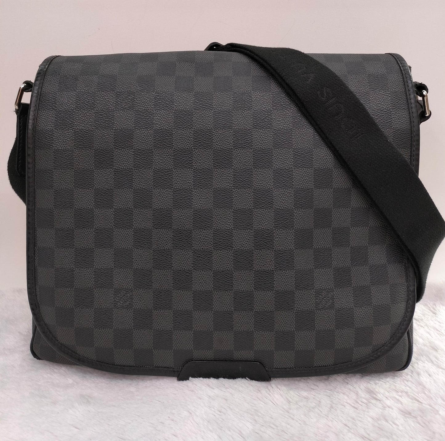 LV Daniel MM Graphite 2011