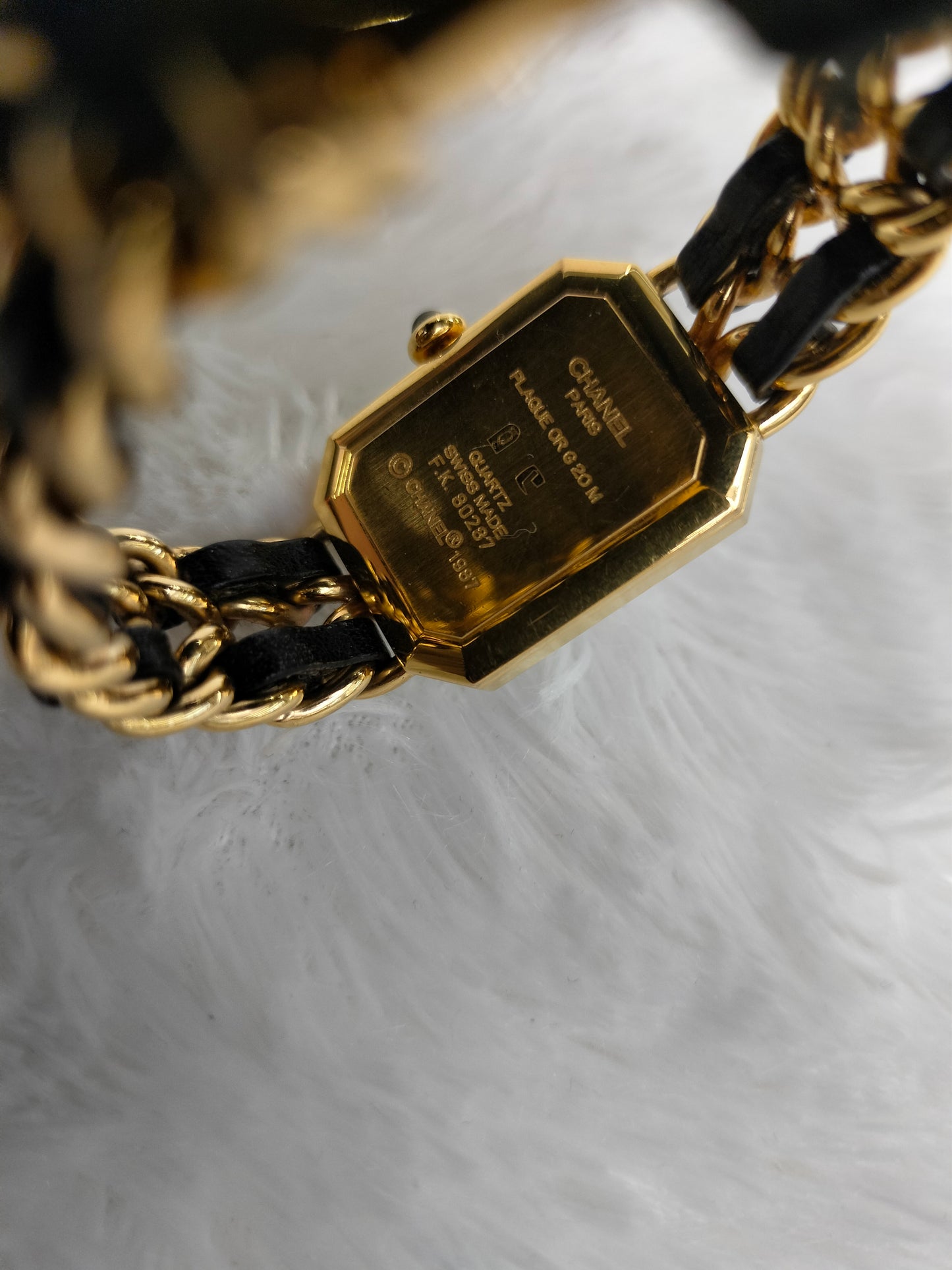 Chanel Watch Black GHW size M