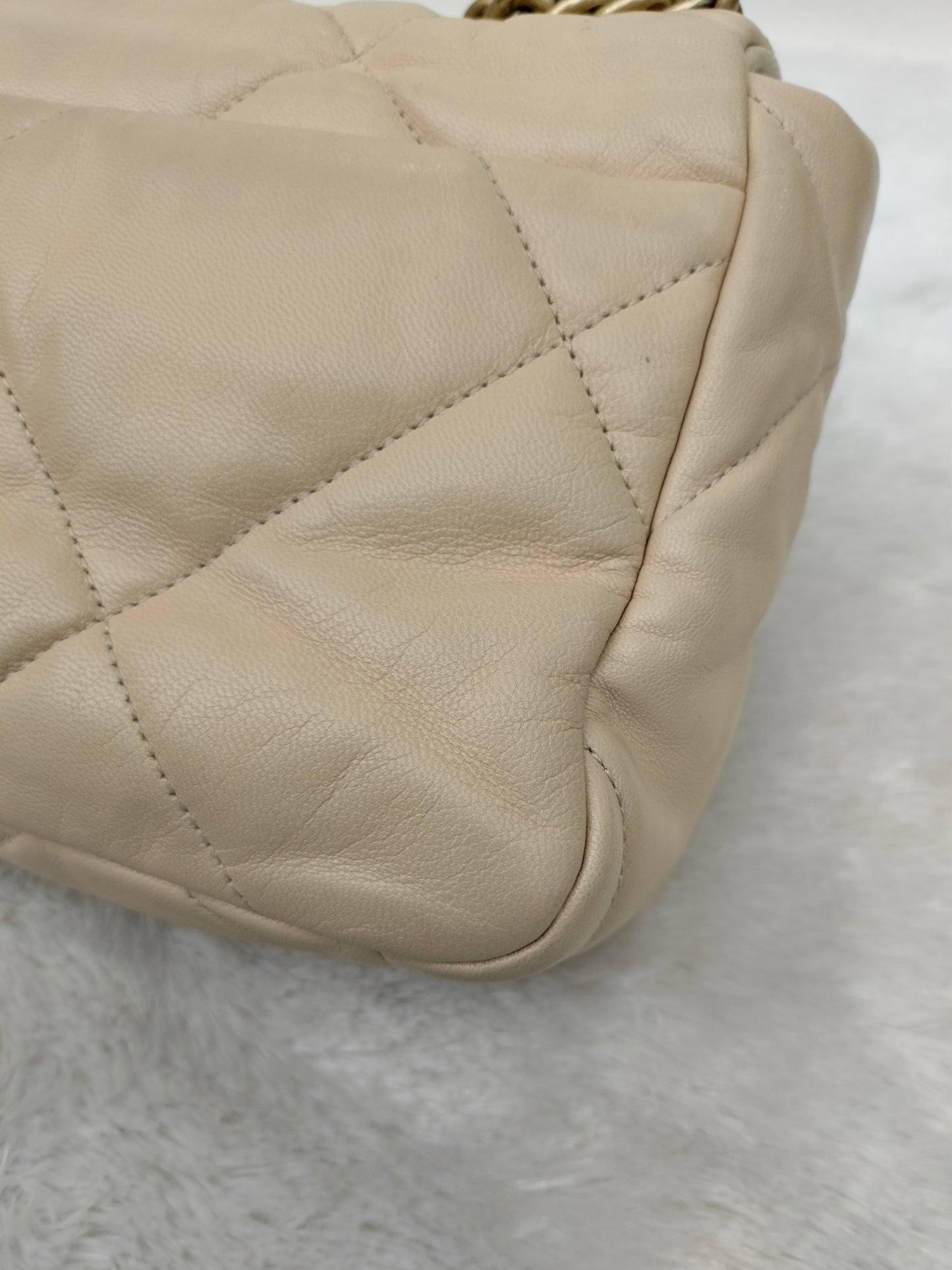 Chanel C19 Small Beige #28