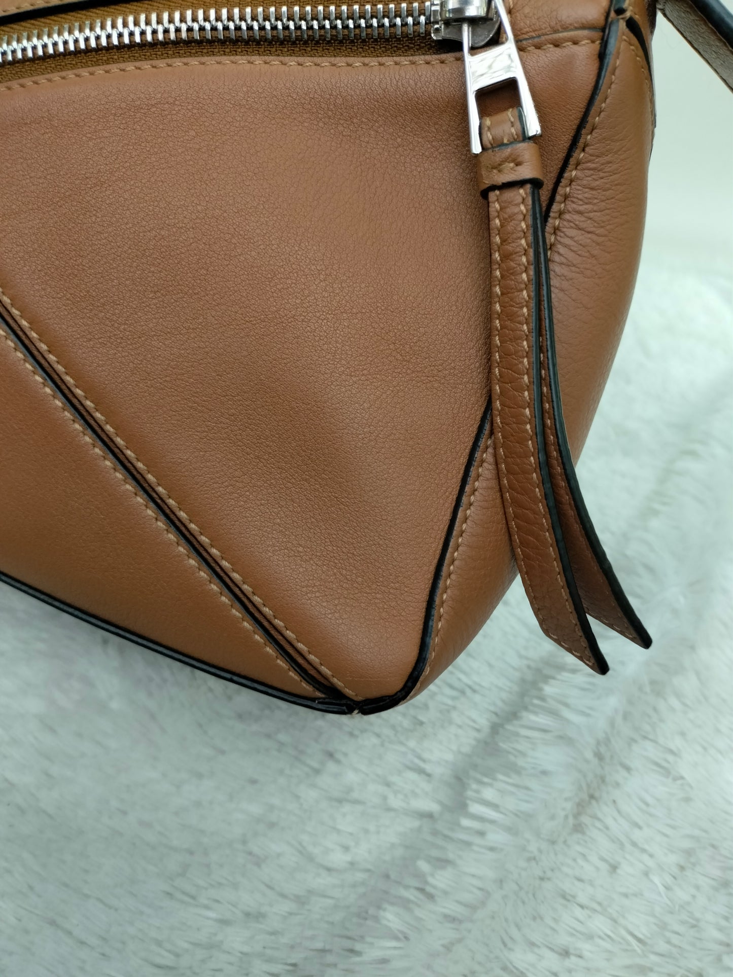 Loewe Puzzle Small Tan SHW 2019