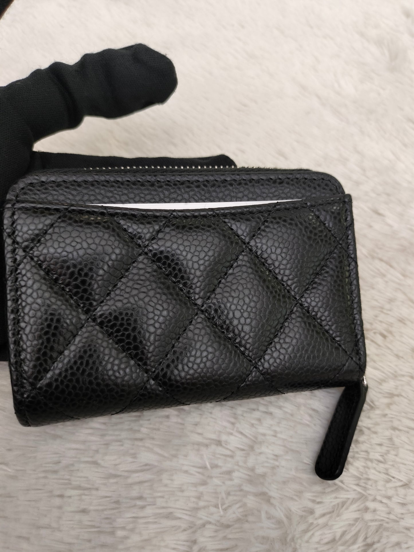 *NEW* Chanel Zippy Card Holder Caviar Black SHW (CHIP)