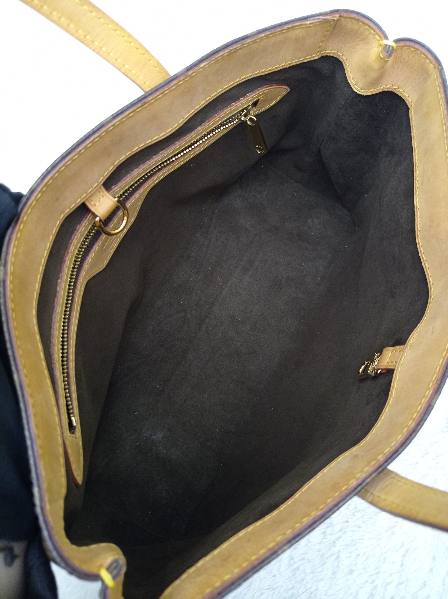LV Wilshire PM Monogram