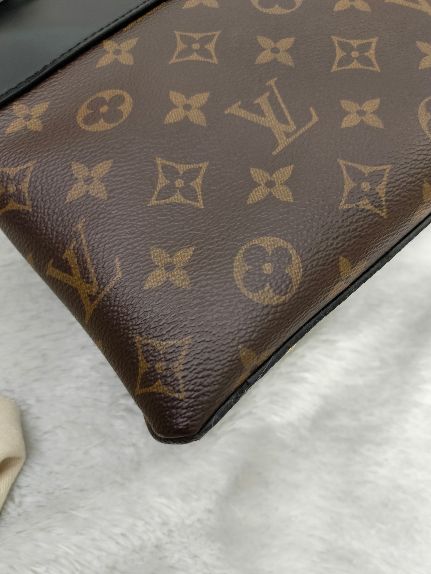 LV One Handle Flap Bag MM Monogram Noir 2016