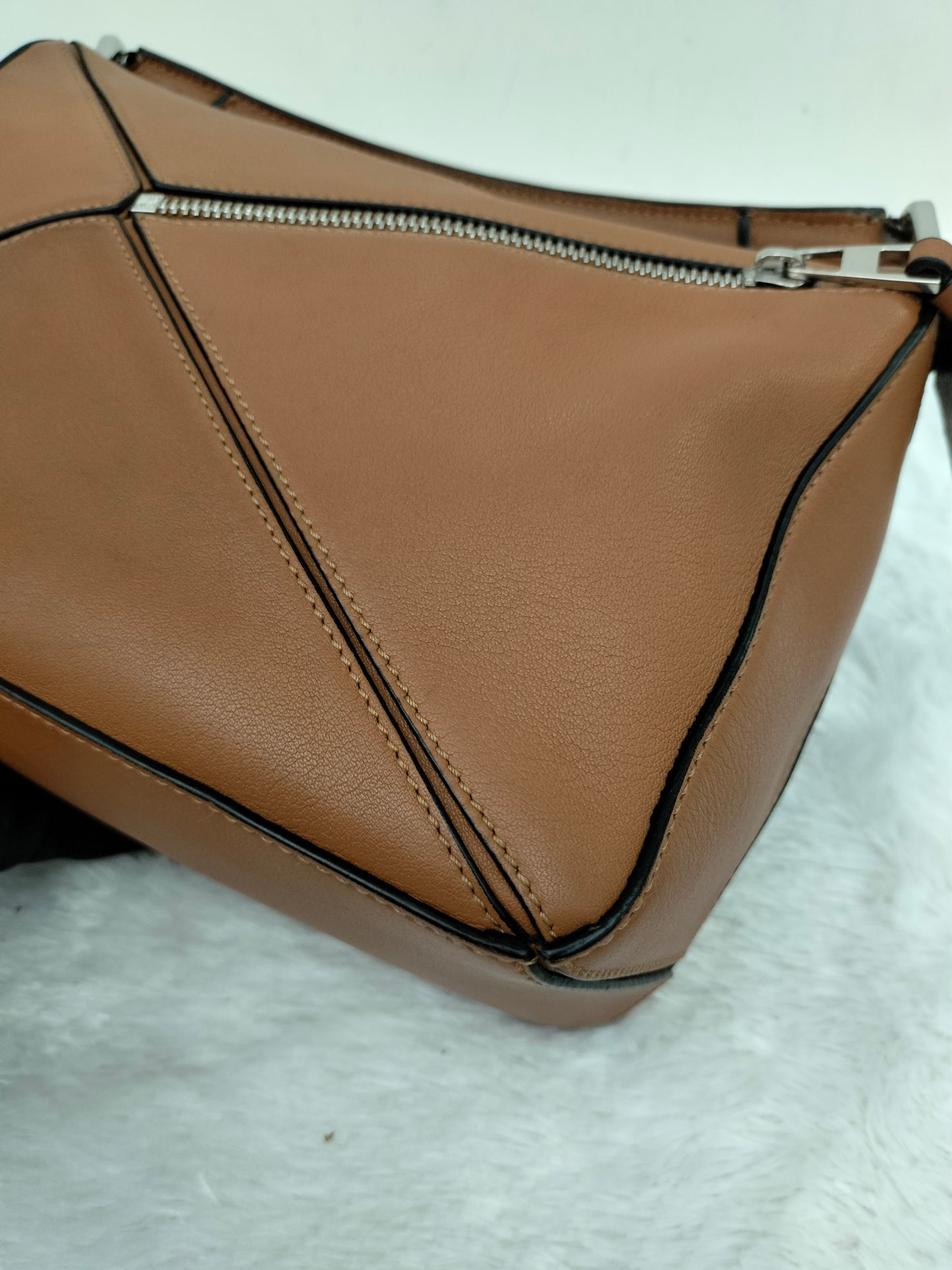 Loewe Puzzle Small Tan SHW 2018