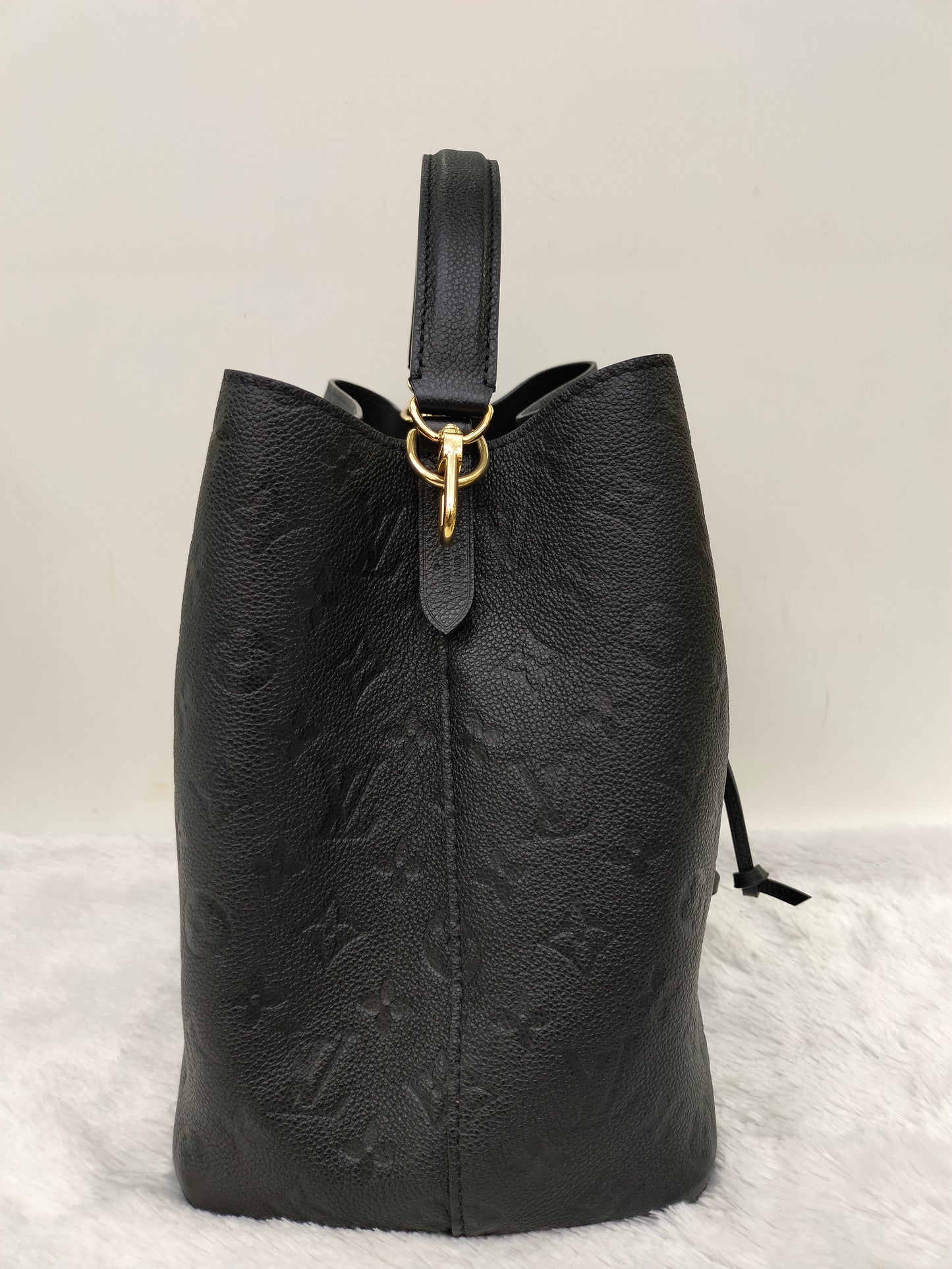 LV Neo Noe MM Empreinte Noir 2024 (CHIP)