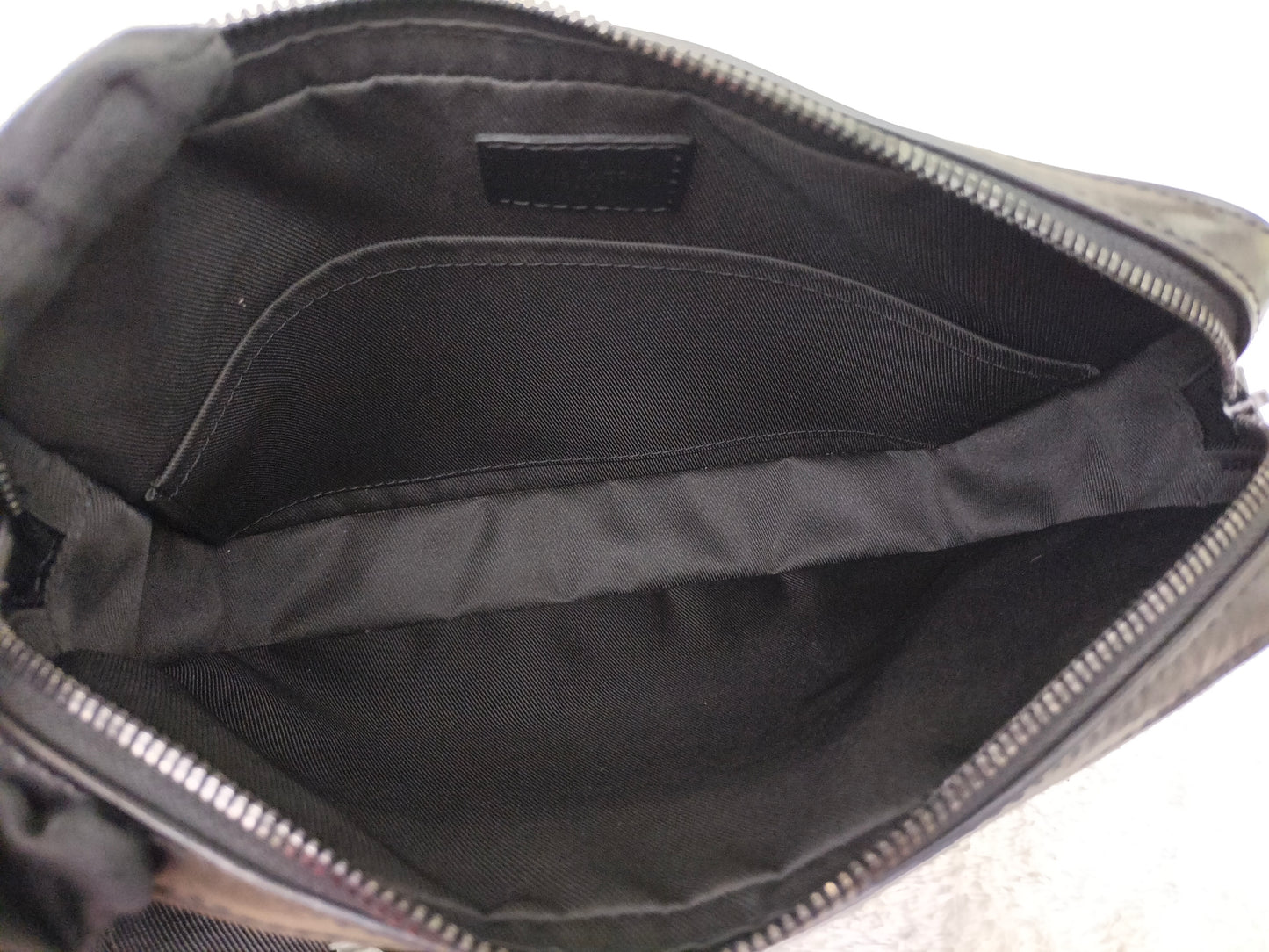 LV Duo Messenger Monogram Shadow Noir (CHIP)