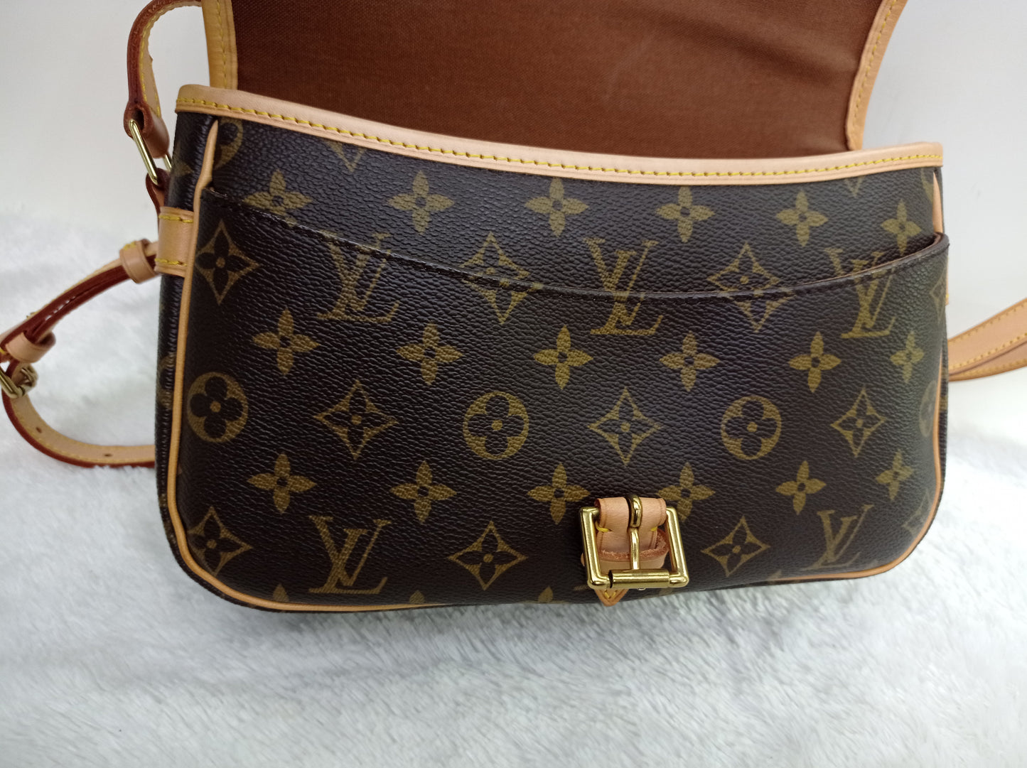 LV Sologne Shoulder Monogram