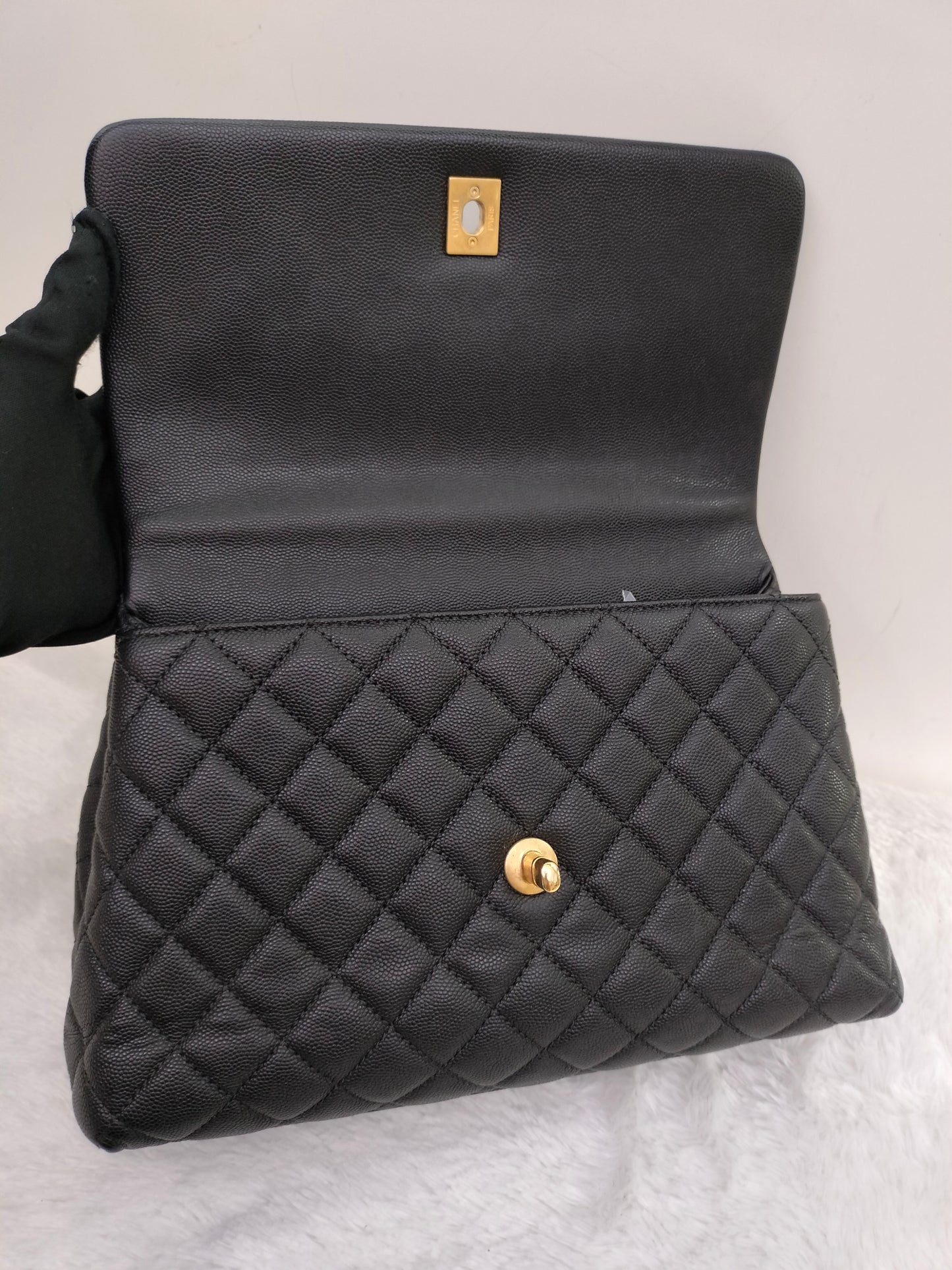 Chanel Coco Handle Medium Caviar Black GHW #25