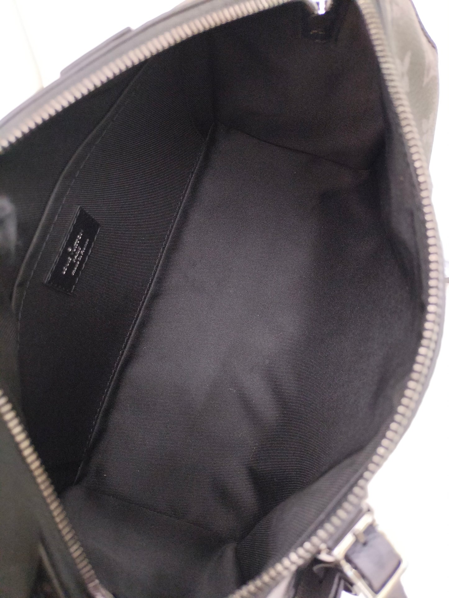 LV City Keepall Monogram Eclipse (CHIP)