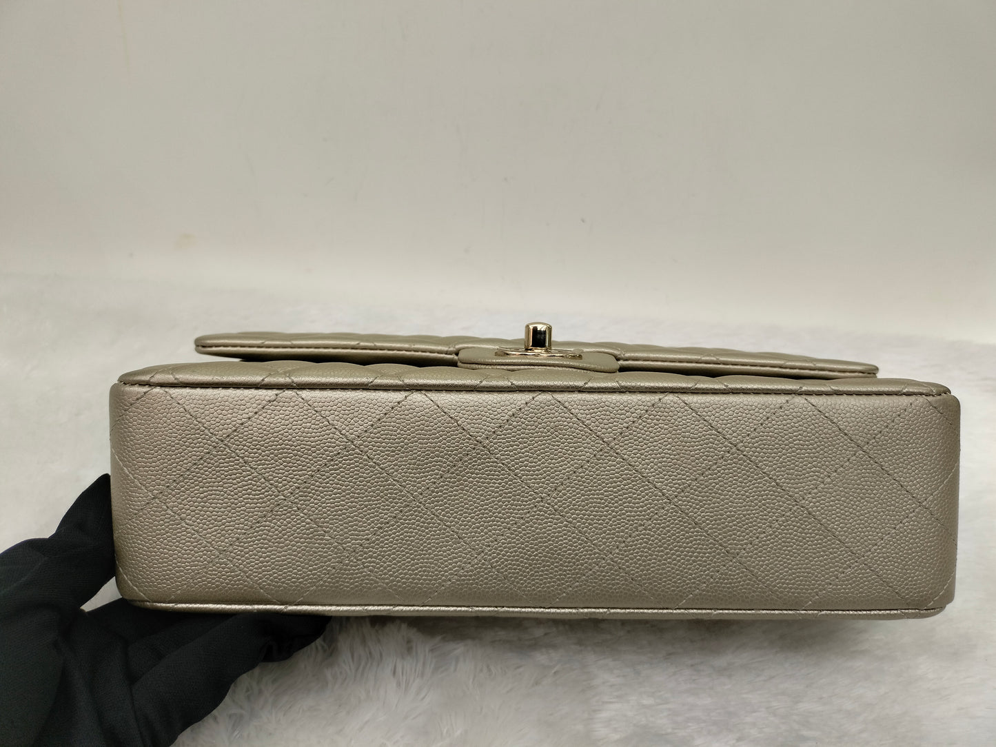 Chanel Medium Caviar Champagne GHW DF #23