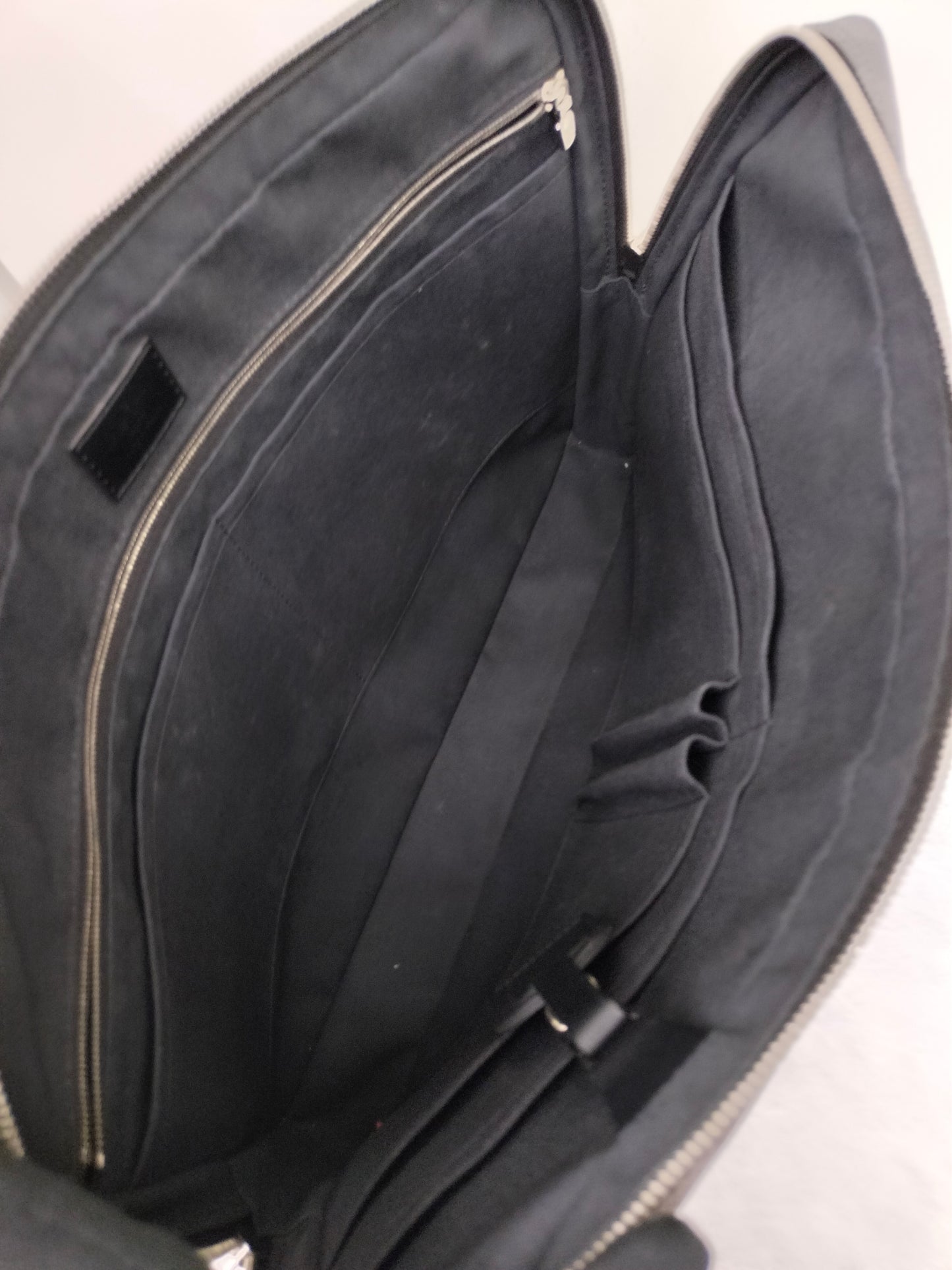 LV PDV Graphite 2016