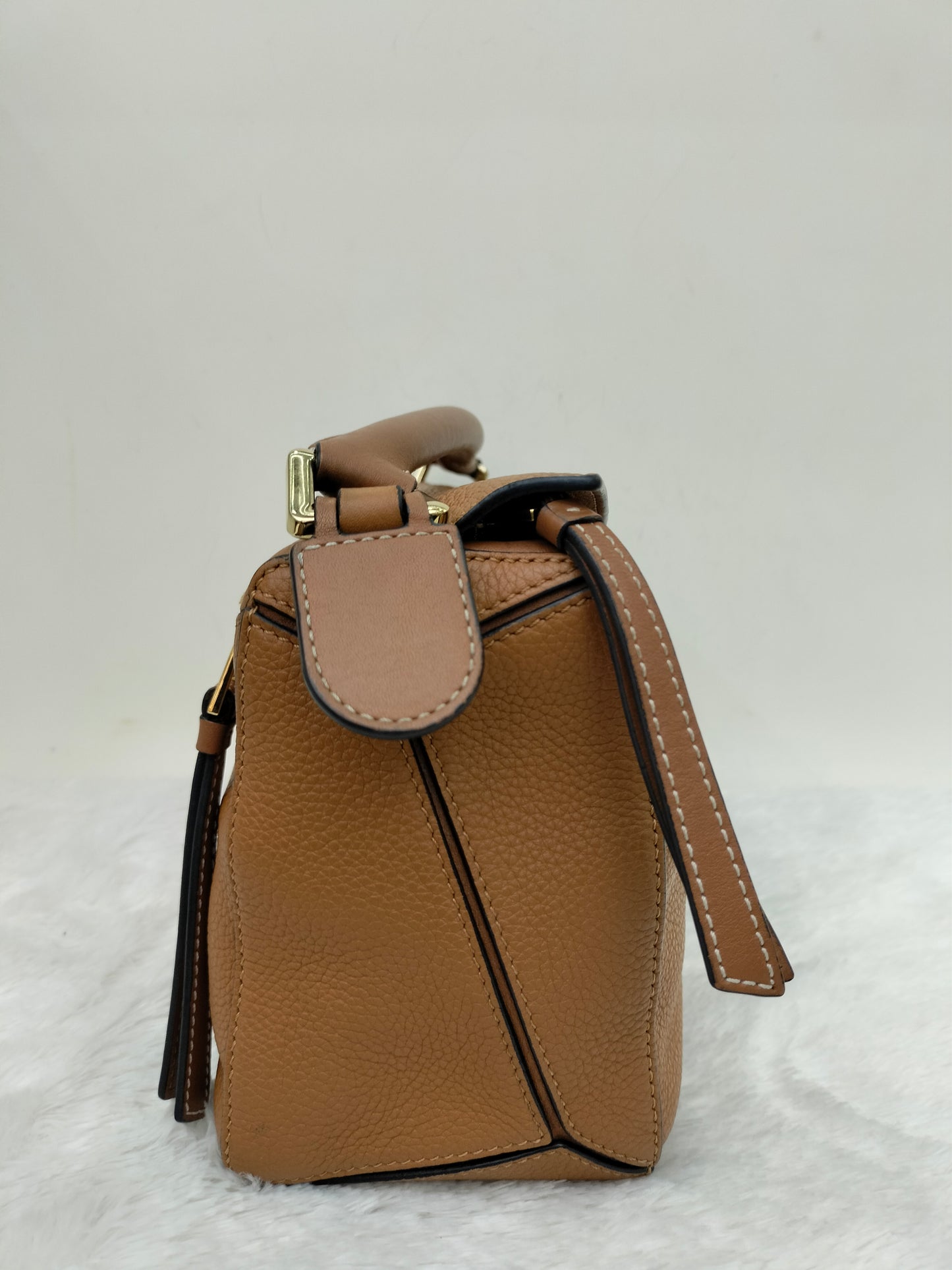 Loewe Puzzle Small Grained Caramel GHW 2020
