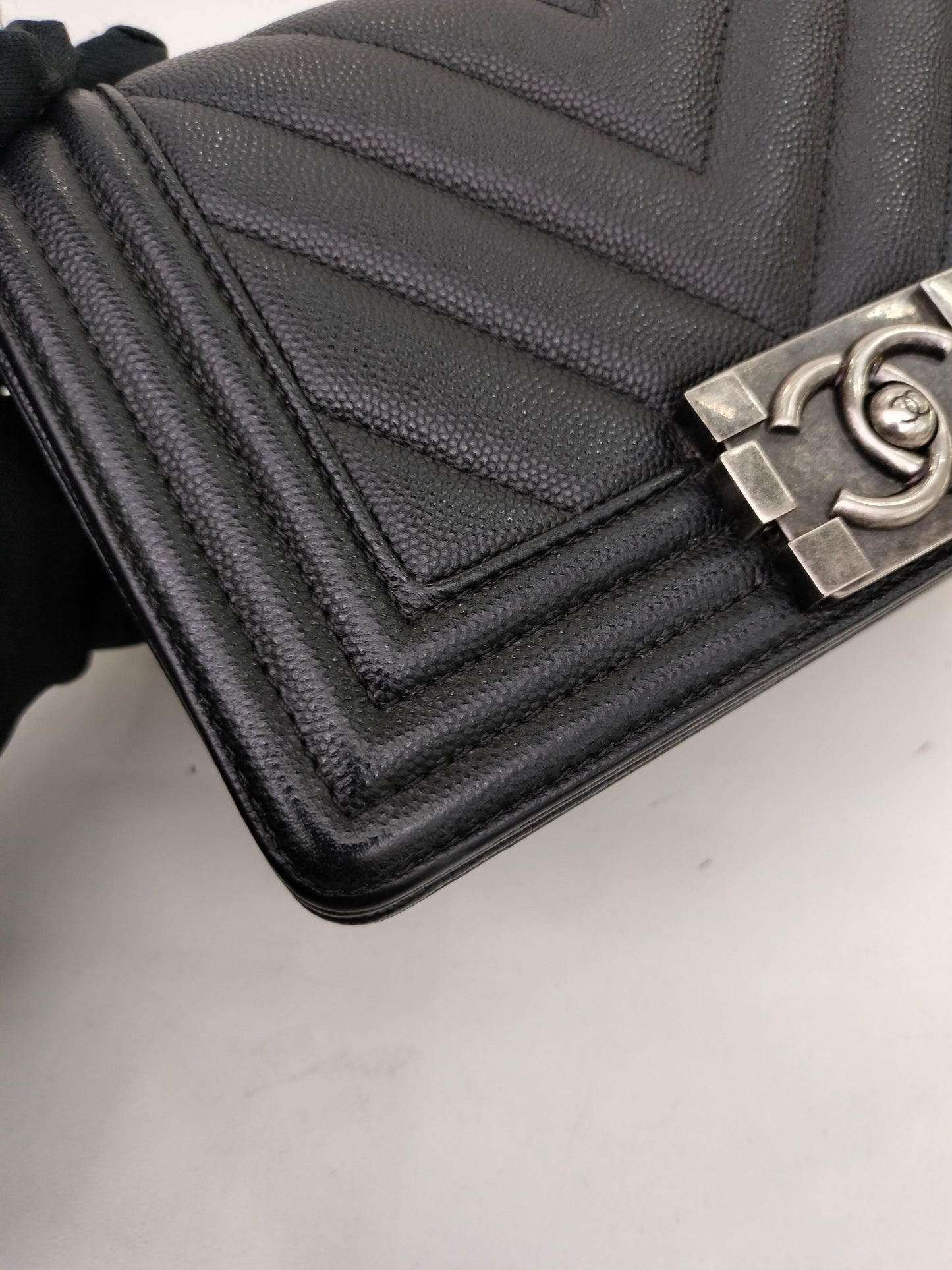 Chanel Boy 20 Chevron Caviar Black RHW #24